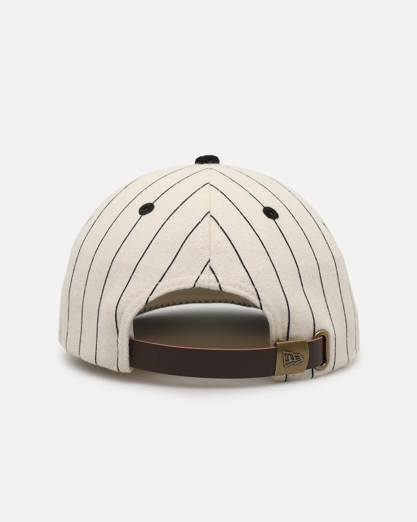 New Era Las Vegas Raiders 9FIFTY Retro Crown Strapback Off White/Black - Image 3