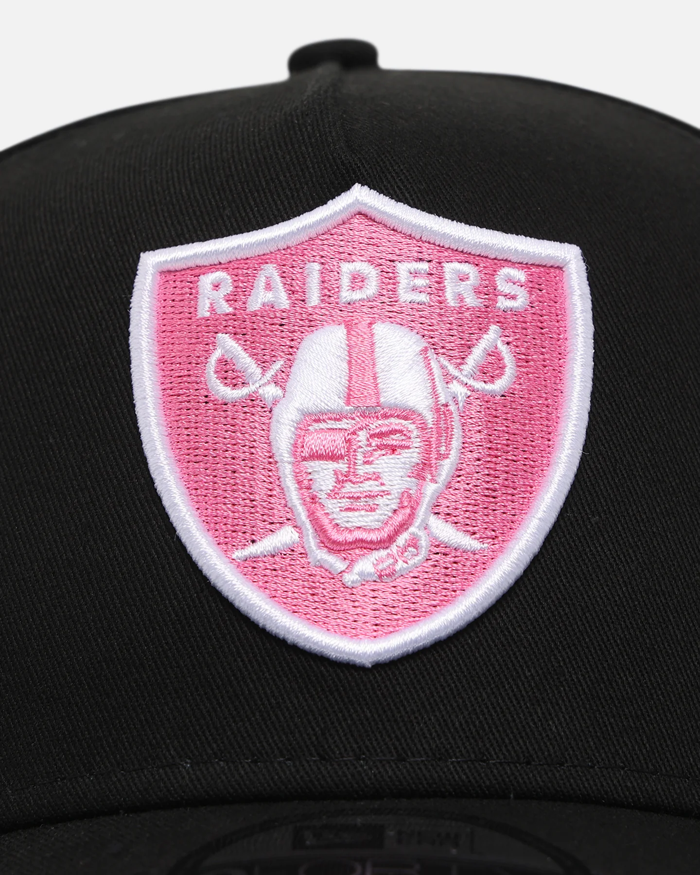 New Era Las Vegas Raiders 'Black Pink' 9FORTY A-Frame Snapback Black/Pink - Image 5