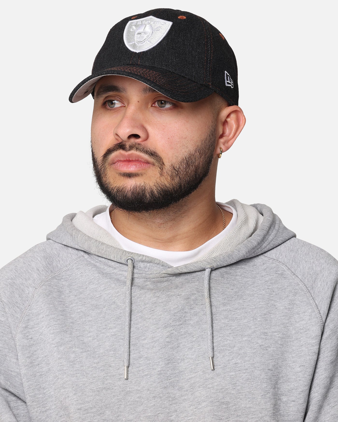New Era Las Vegas Raiders "Black Denim" Classic Casual Strapback Black Denim/Rust Contrast - Image 2