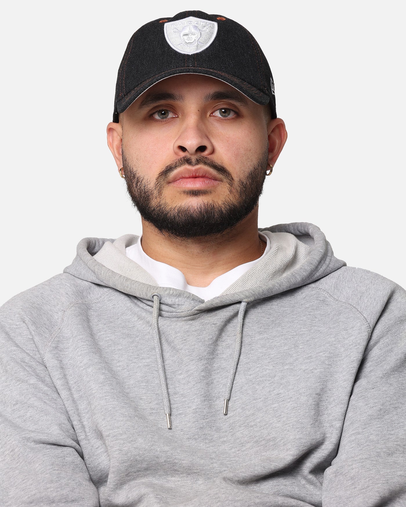 New Era Las Vegas Raiders "Black Denim" Classic Casual Strapback Black Denim/Rust Contrast - Image 4