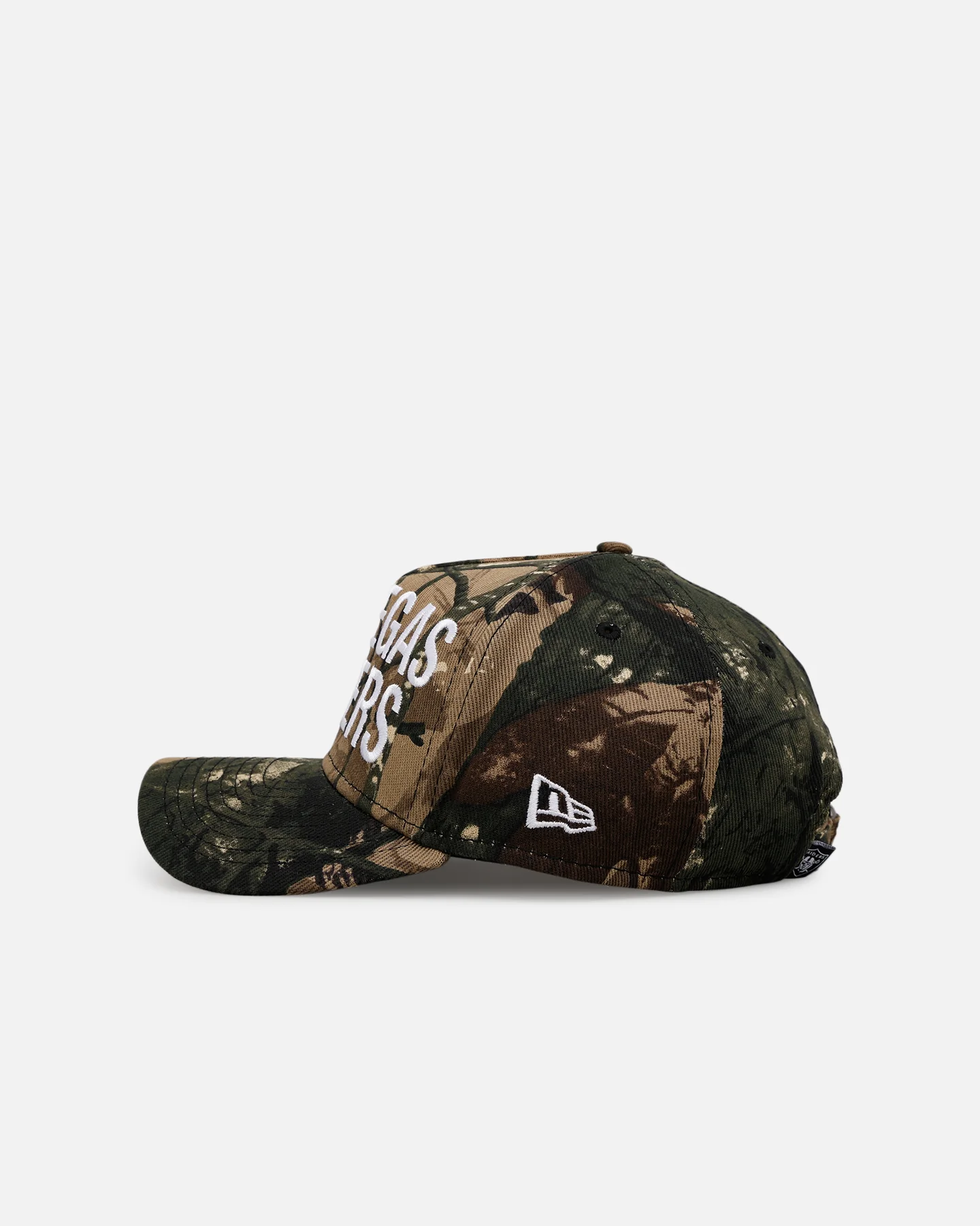 New Era Las Vegas Raiders 'Bold' 9FORTY A-Frame Strapback Camo - Image 4