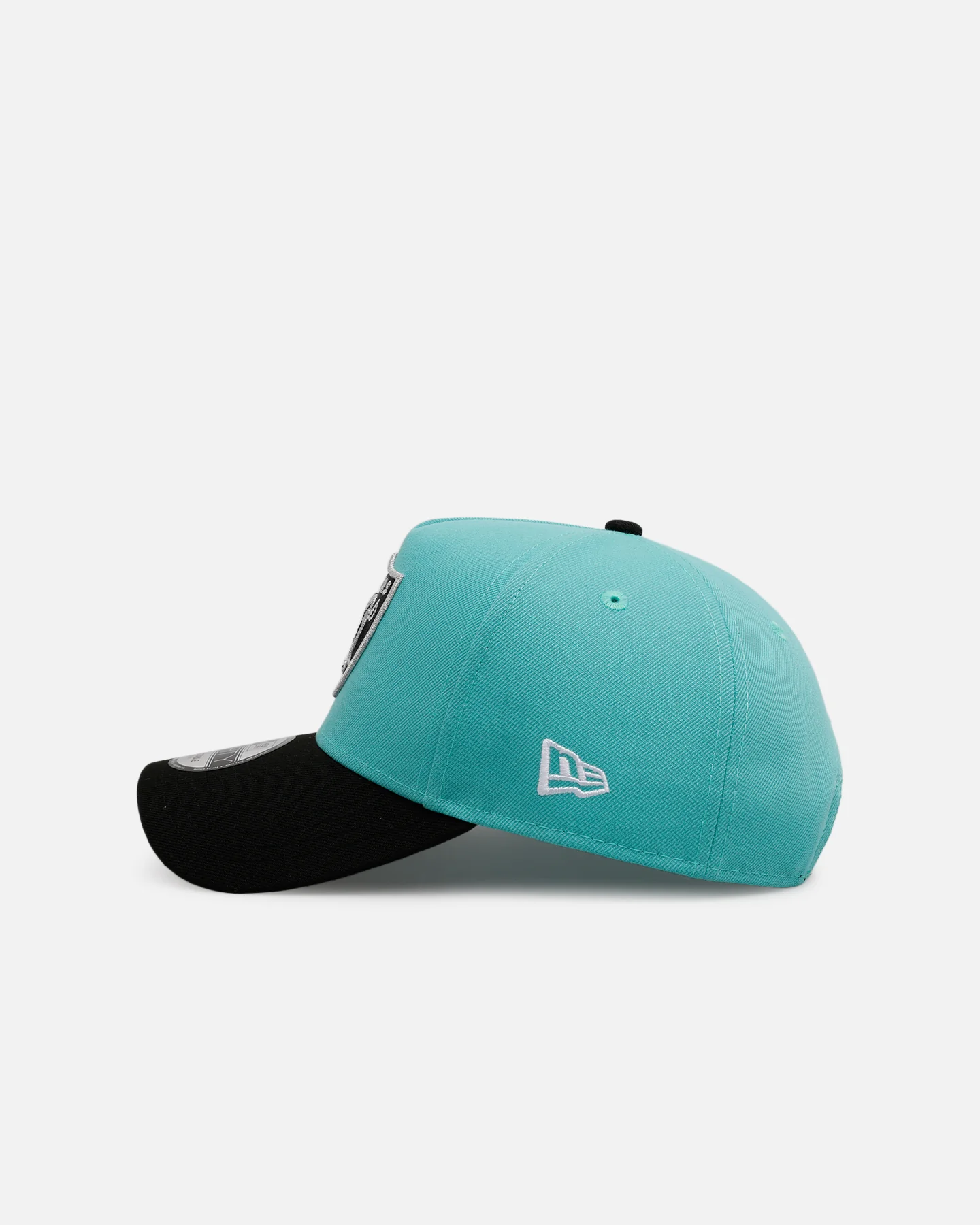 New Era Las Vegas Raiders 'Diamonds Are Forever' 9FORTY A-Frame Snapback Mint - Image 4