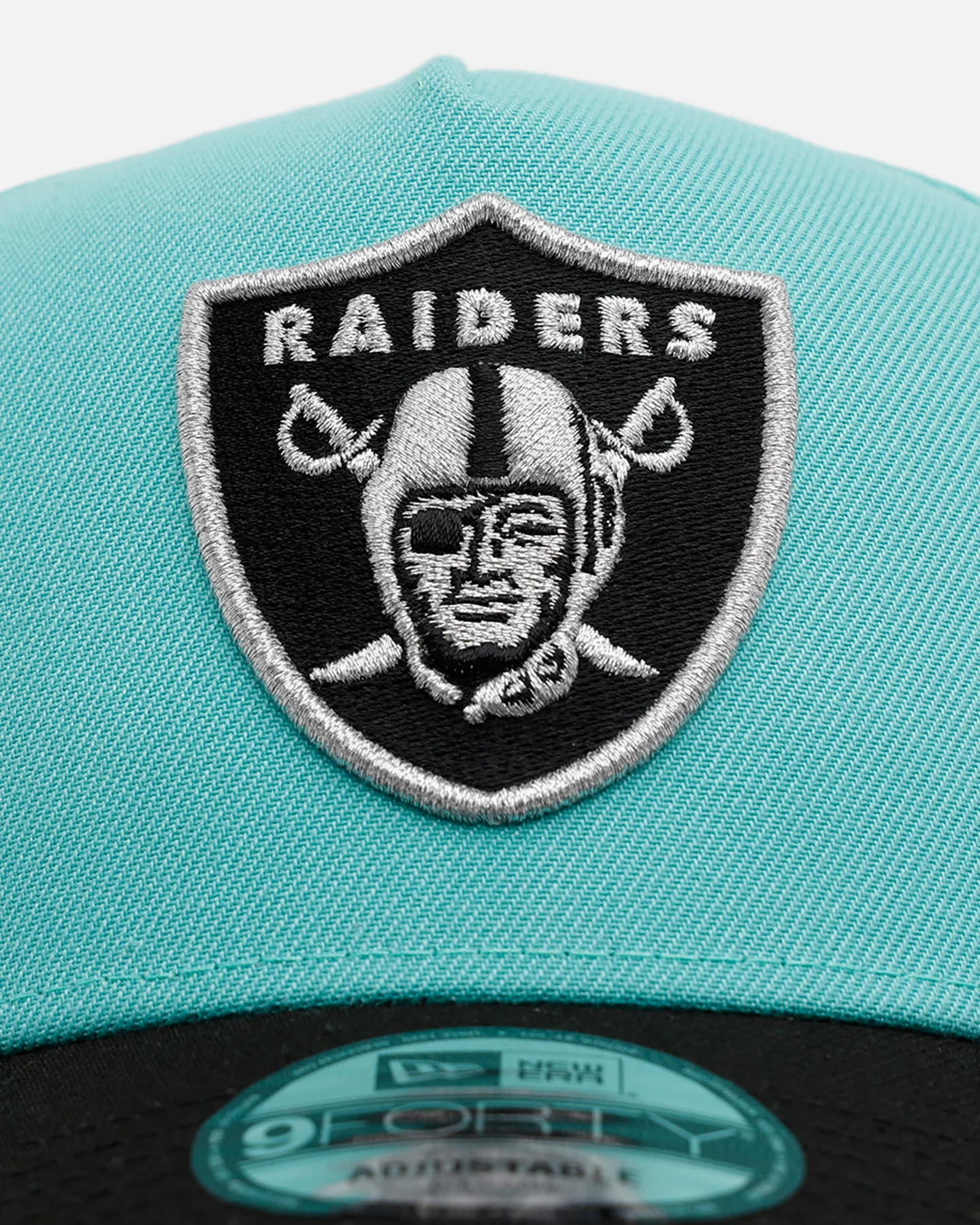 New Era Las Vegas Raiders 'Diamonds Are Forever' 9FORTY A-Frame Snapback Mint - Image 5