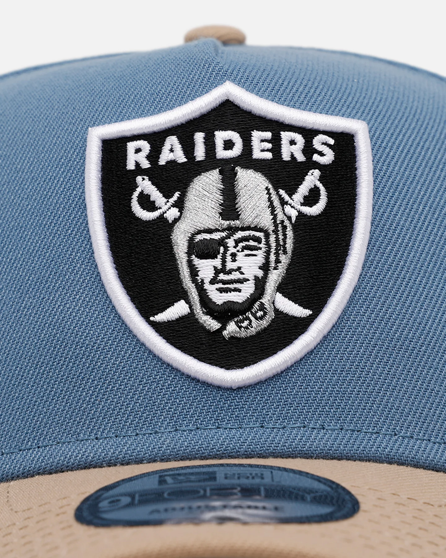 New Era Las Vegas Raiders 'Easy Breezy' 9FORTY A-Frame Snapback Blue/Tan - Image 5