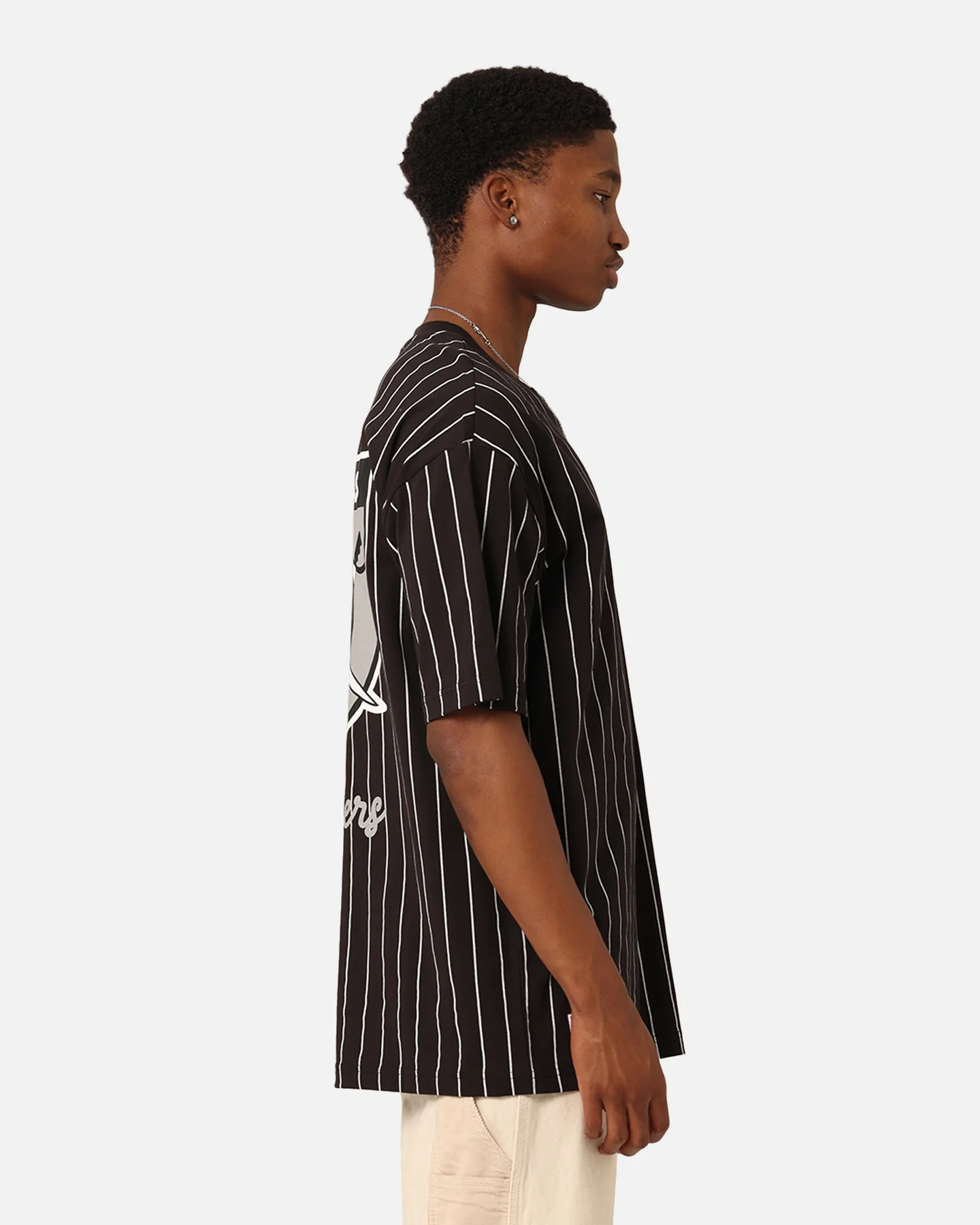 New Era Las Vegas Raiders Pinstripe Champions T-Shirt Black - Image 6