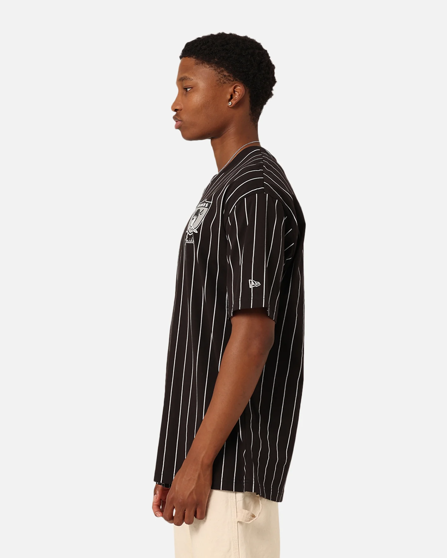 New Era Las Vegas Raiders Pinstripe Champions T-Shirt Black - Image 7
