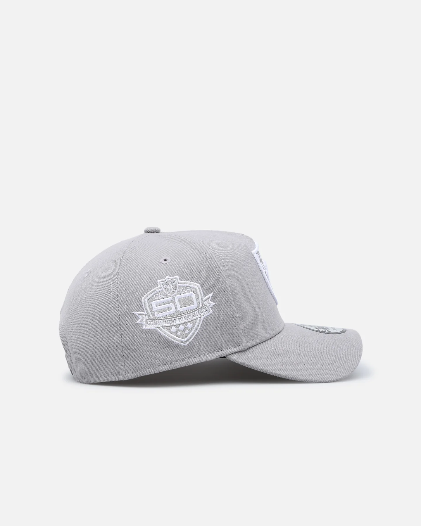 New Era Las Vegas Raiders 'Polychromatic' 9FORTY A-Frame Snapback Grey - Image 3