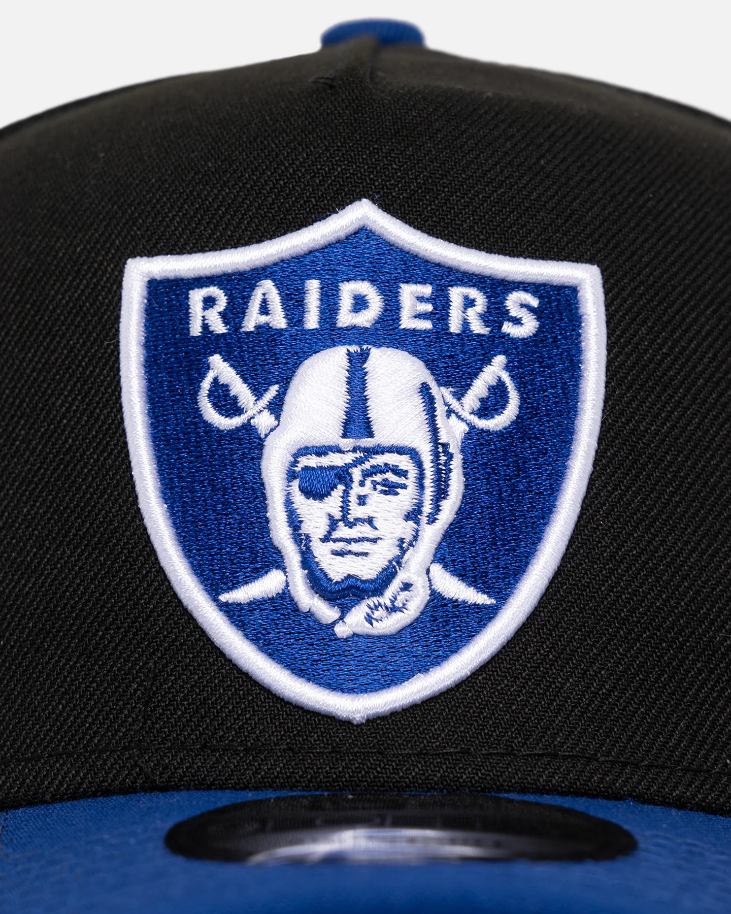 New Era Las Vegas Raiders 'Retro Royal' 9FORTY A-Frame Snapback Black/Royal - Image 5