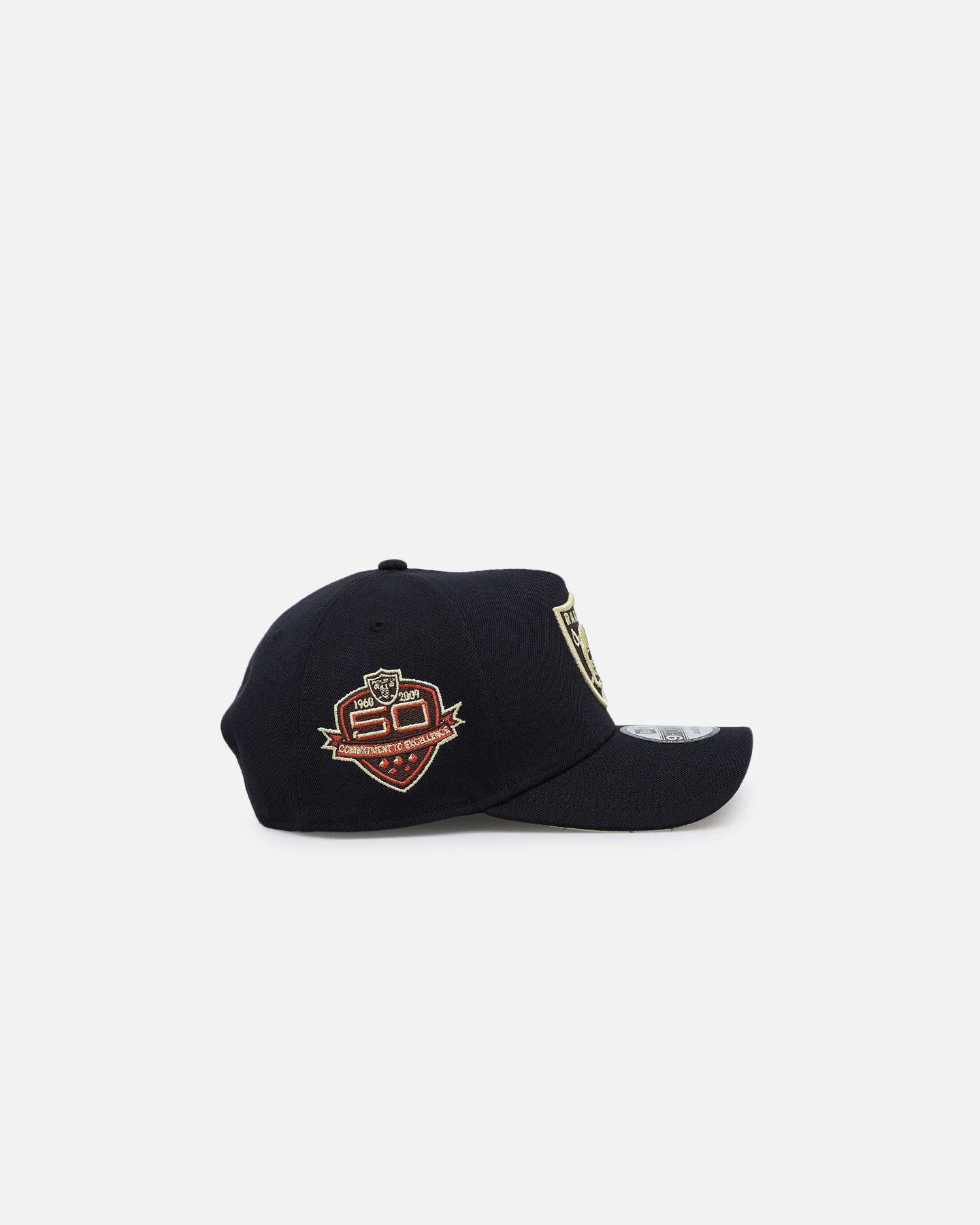 New Era Las Vegas Raiders 'Retro Royal' 9FORTY A-Frame Snapback Navy - Image 3