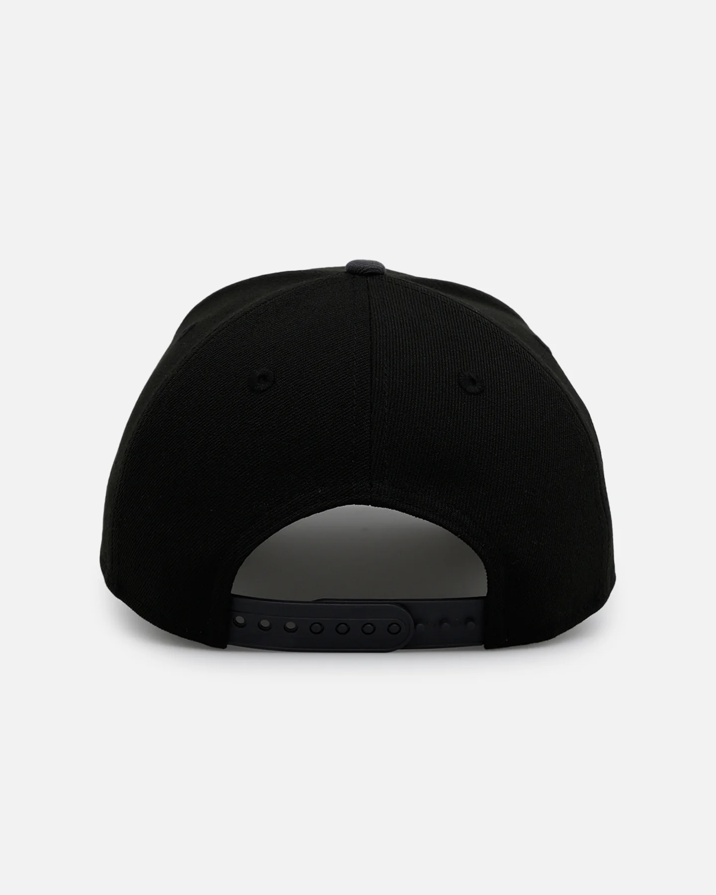 New Era Las Vegas Raiders 'Stealth' 9FORTY A-Frame Snapback Black/Charcoal - Image 2
