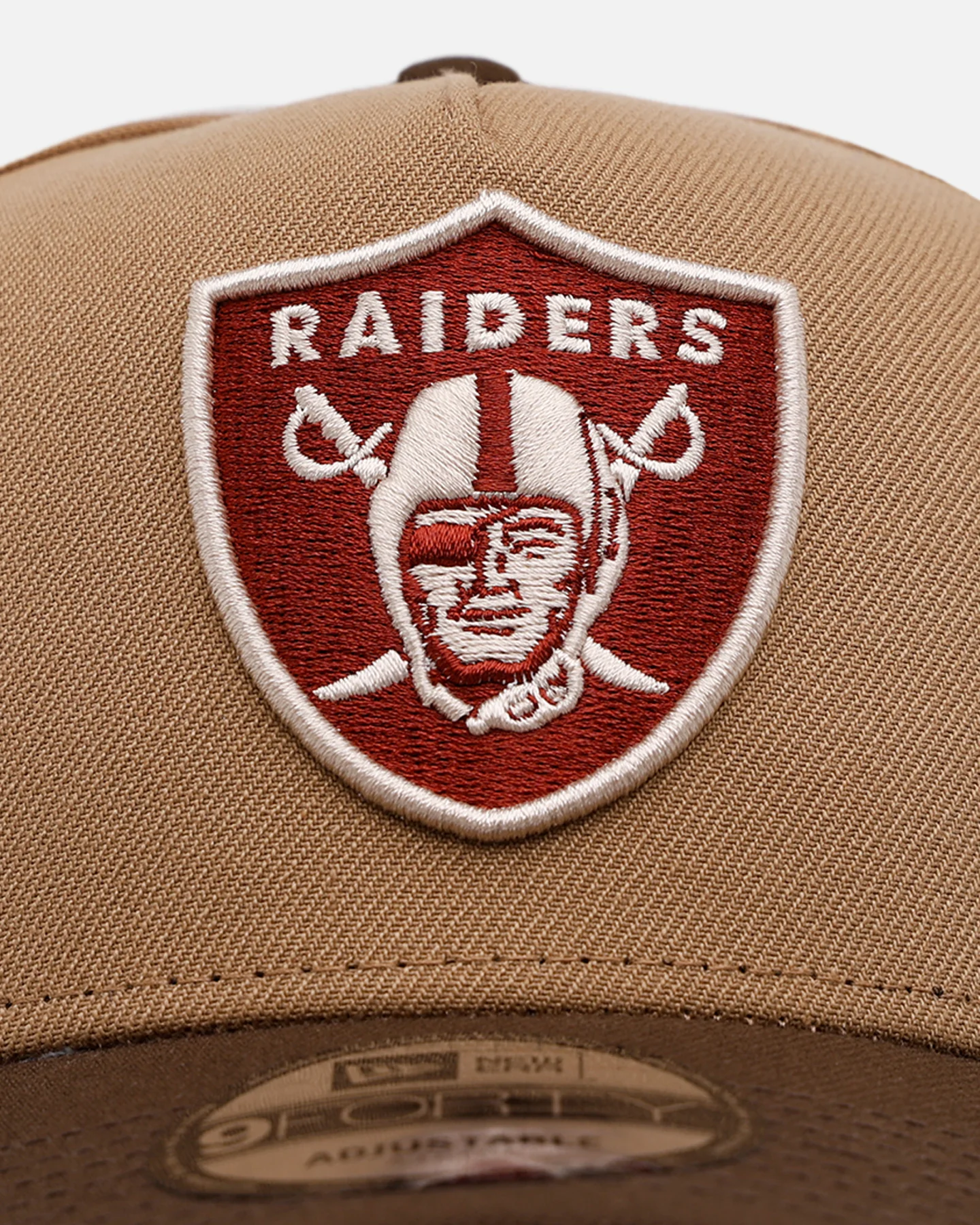 New Era Las Vegas Raiders 'Thanksgiving Football' 9FORTY A-Frame Snapback Khaki - Image 5
