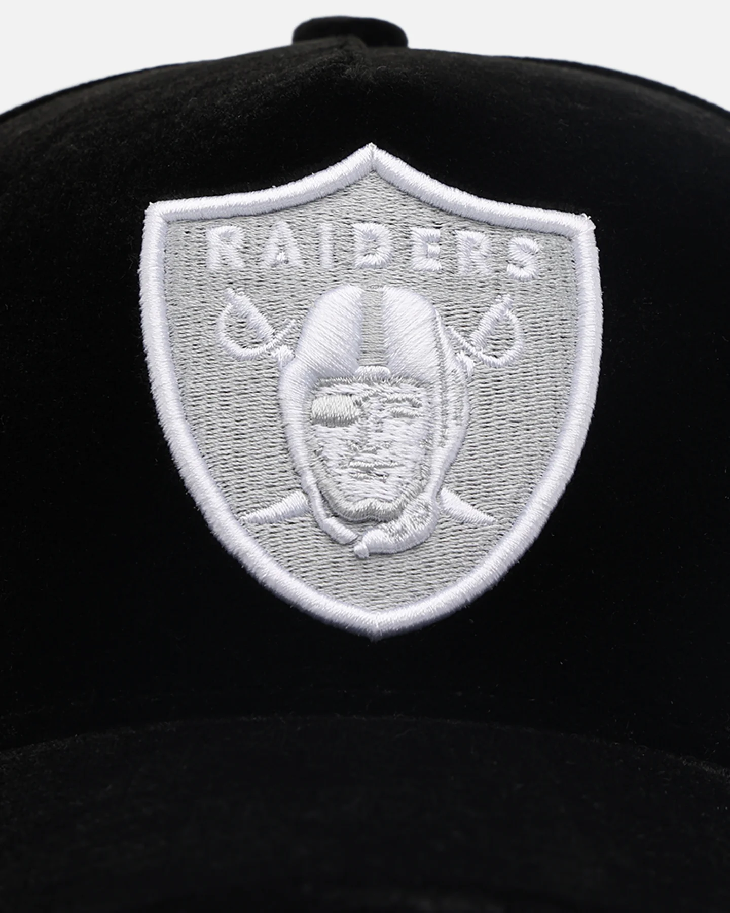 New Era Las Vegas Raiders 'Velvet Dreams' 9FORTY A-Frame Snapback Black/Grey - Image 6