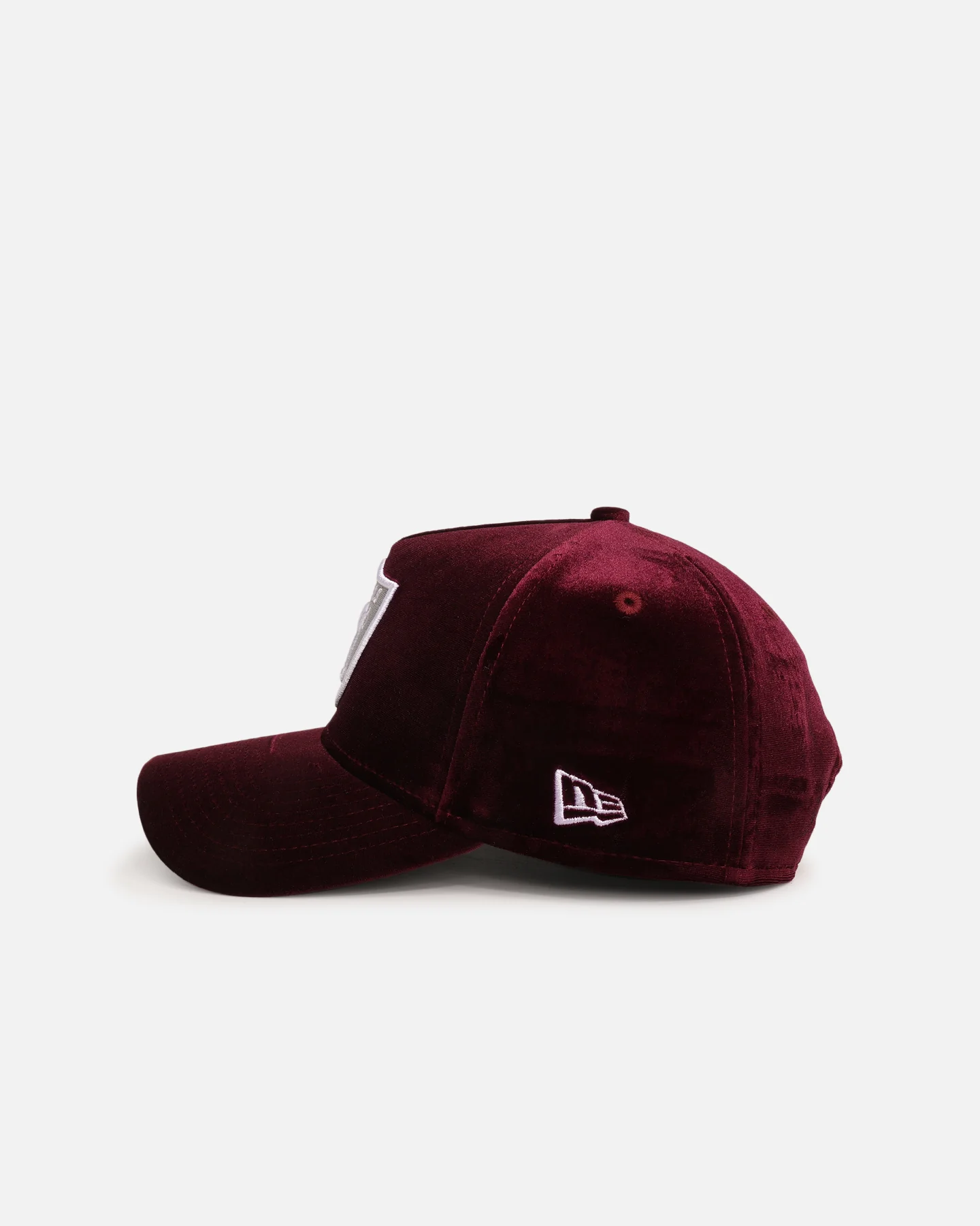 New Era Las Vegas Raiders 'Velvet Dreams' 9FORTY A-Frame Snapback Maroon/Grey - Image 5