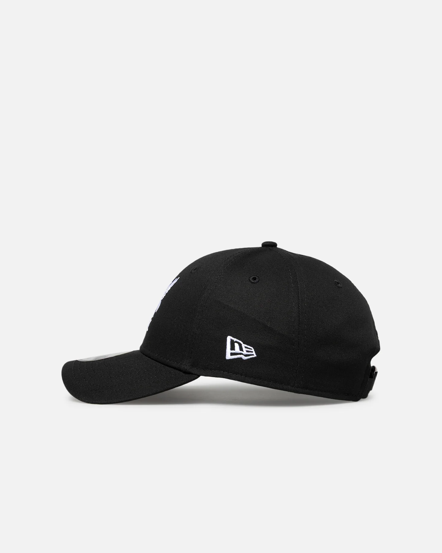 New Era Liverpool FC 9FORTY Core Casual Strapback Black - Image 4