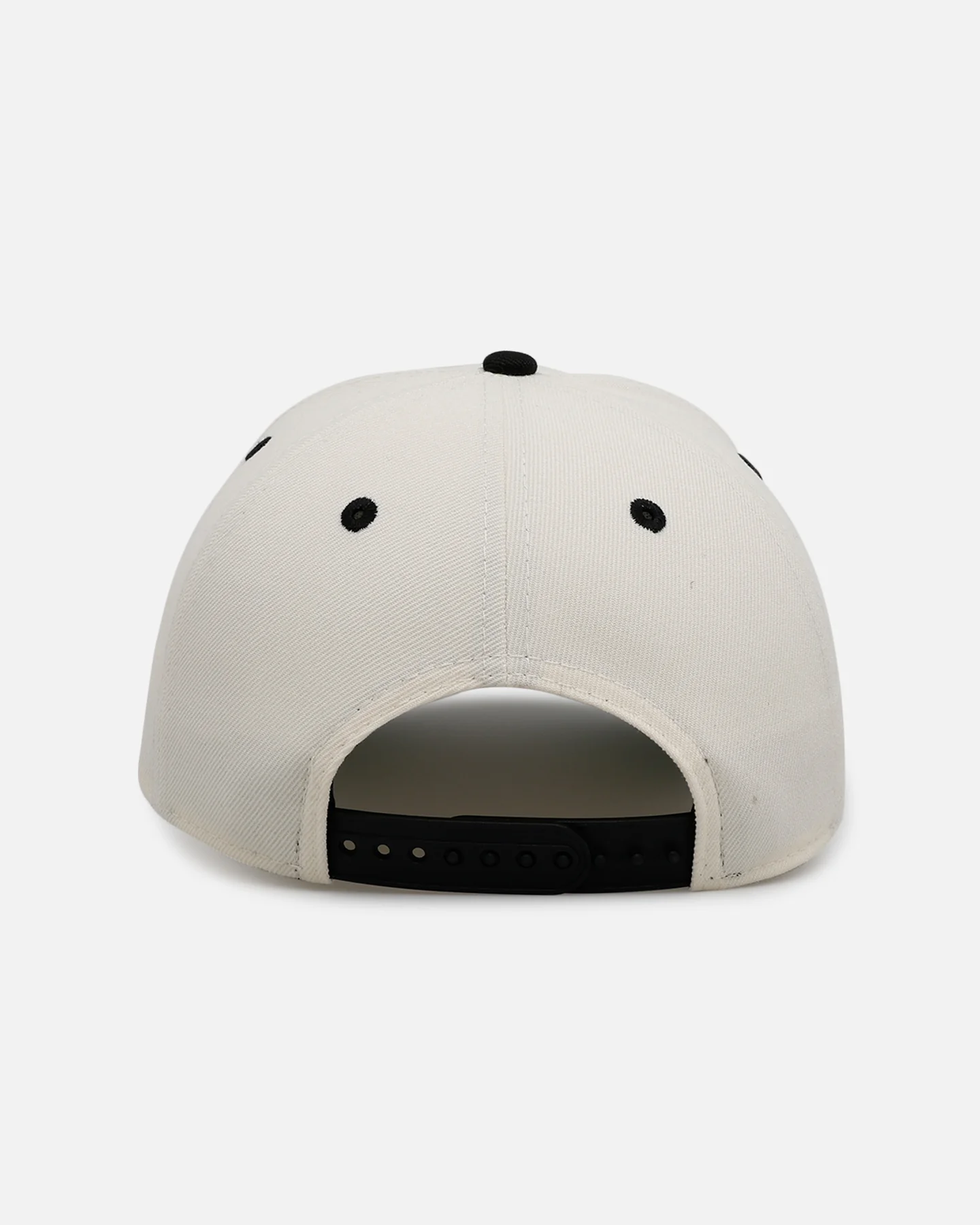 New Era Long Beach 'Homage' 9FORTY A-Frame Snapback Chrome/Black - Image 2