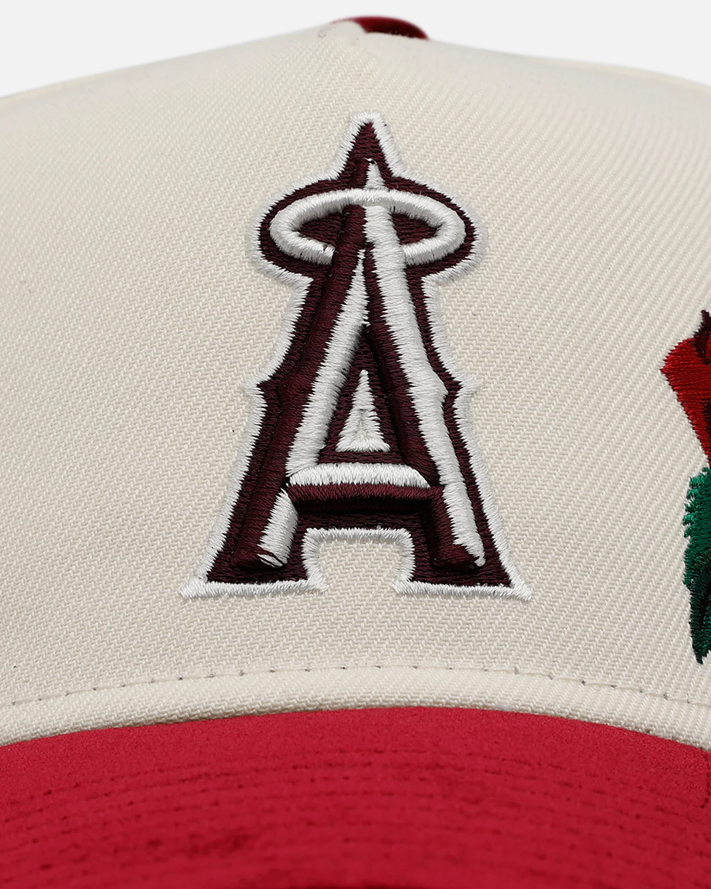 New Era Los Angeles Angels 'Velvet Roses' 9FORTY A-Frame Snapback Chrome - Image 6