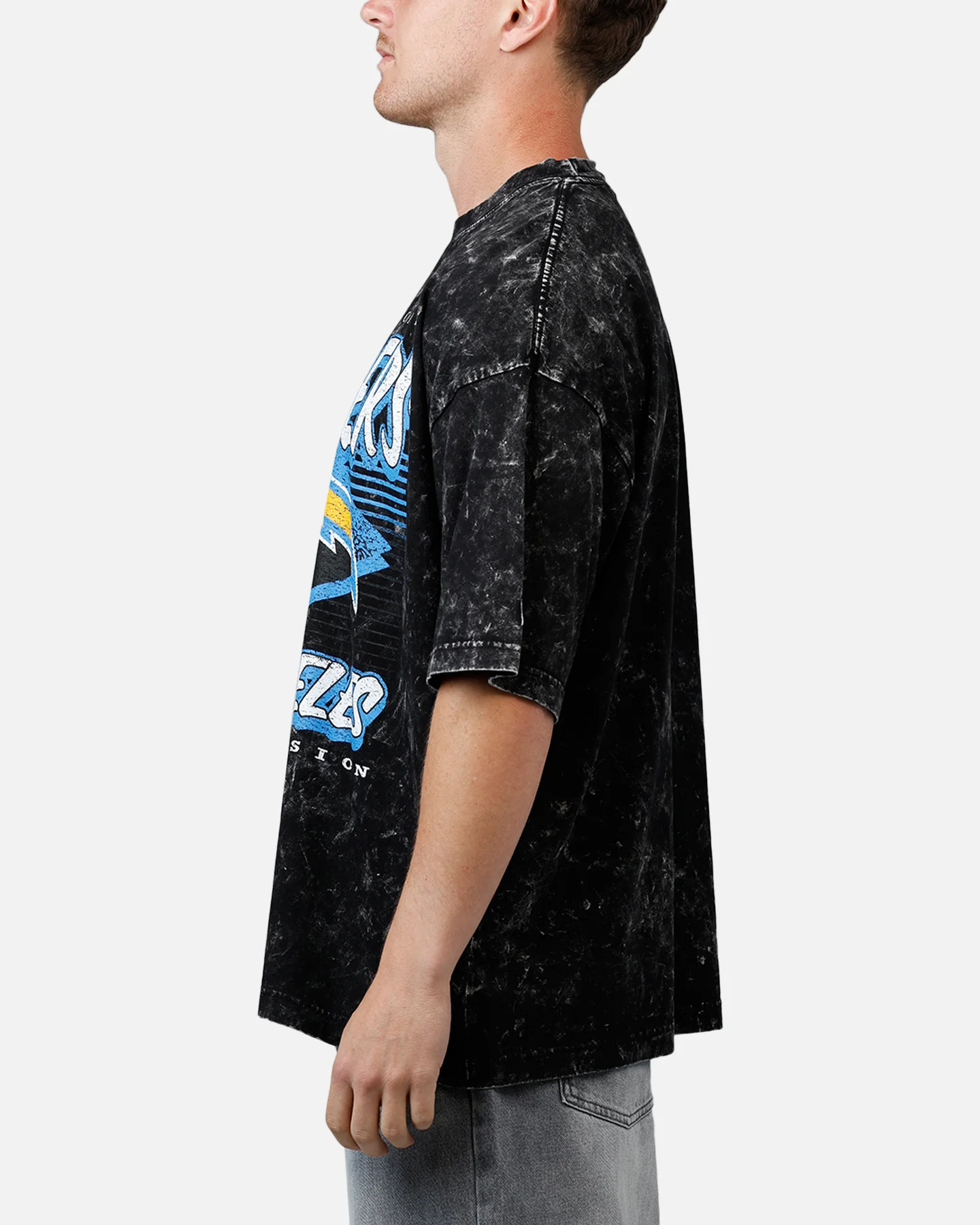 New Era Los Angeles Chargers Boxy Essentials T-Shirt Washed Black - Image 5