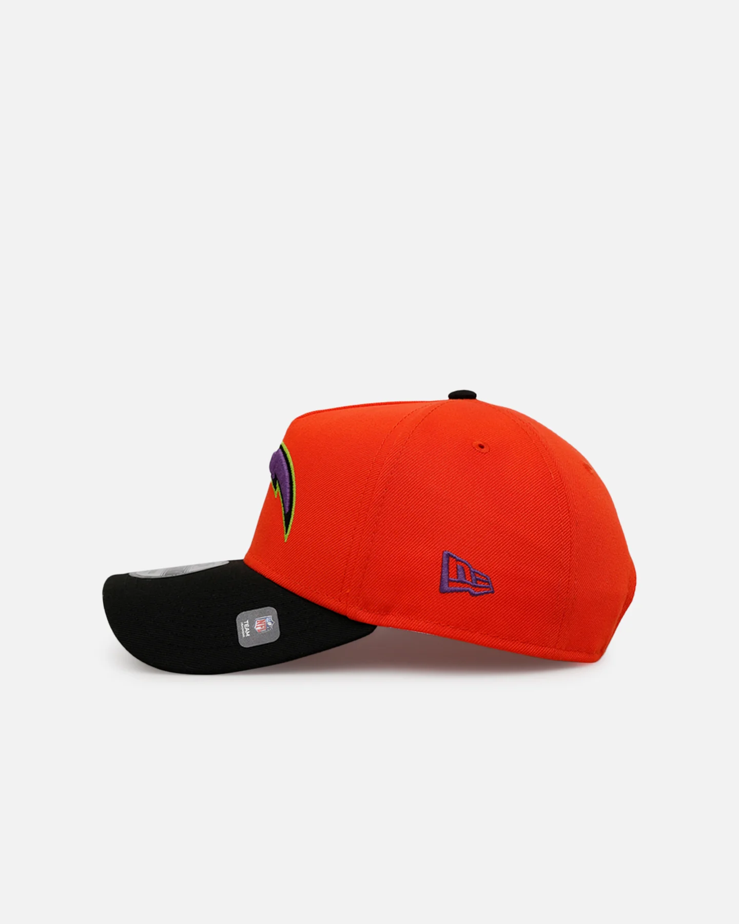 New Era Los Angeles Chargers 'Halloween' 9FORTY A-Frame Snapback Orange/Black - Image 4