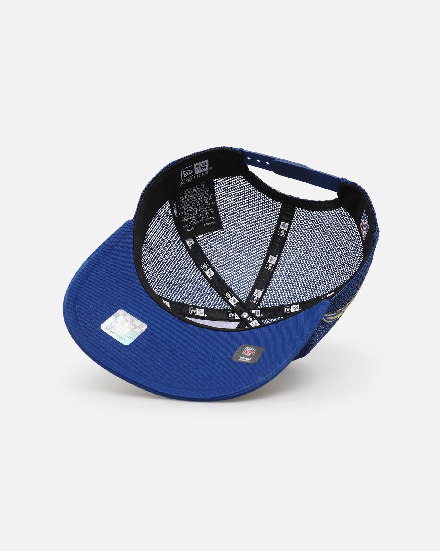 New Era Los Angeles Chargers 'Podium Collection' Pre-Curved Golfer Trucker Snapback Light Royal/Metallic Gold - Image 7