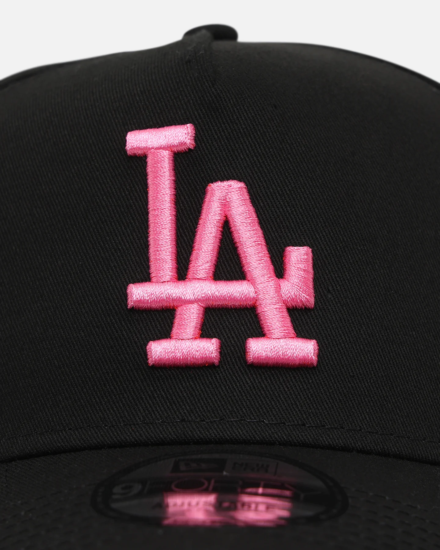 New Era Los Angeles Dodgers 'Black Pink' 9FORTY A-Frame Snapback Black/Pink - Image 5