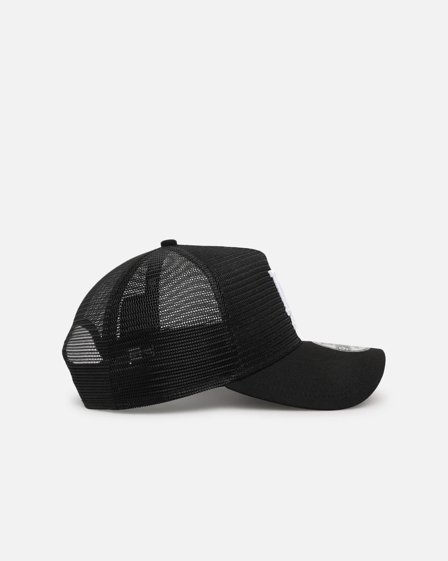 New Era Los Angeles Dodgers 'Black All Over Mesh' 9FORTY A-Frame Trucker Snapback Black Rigid/Black - Image 3