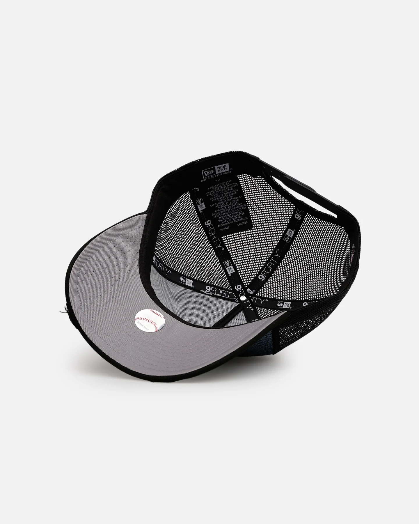 New Era Los Angeles Dodgers 'Bleach' 9FORTY A-Frame Trucker Snapback Denim - Image 6