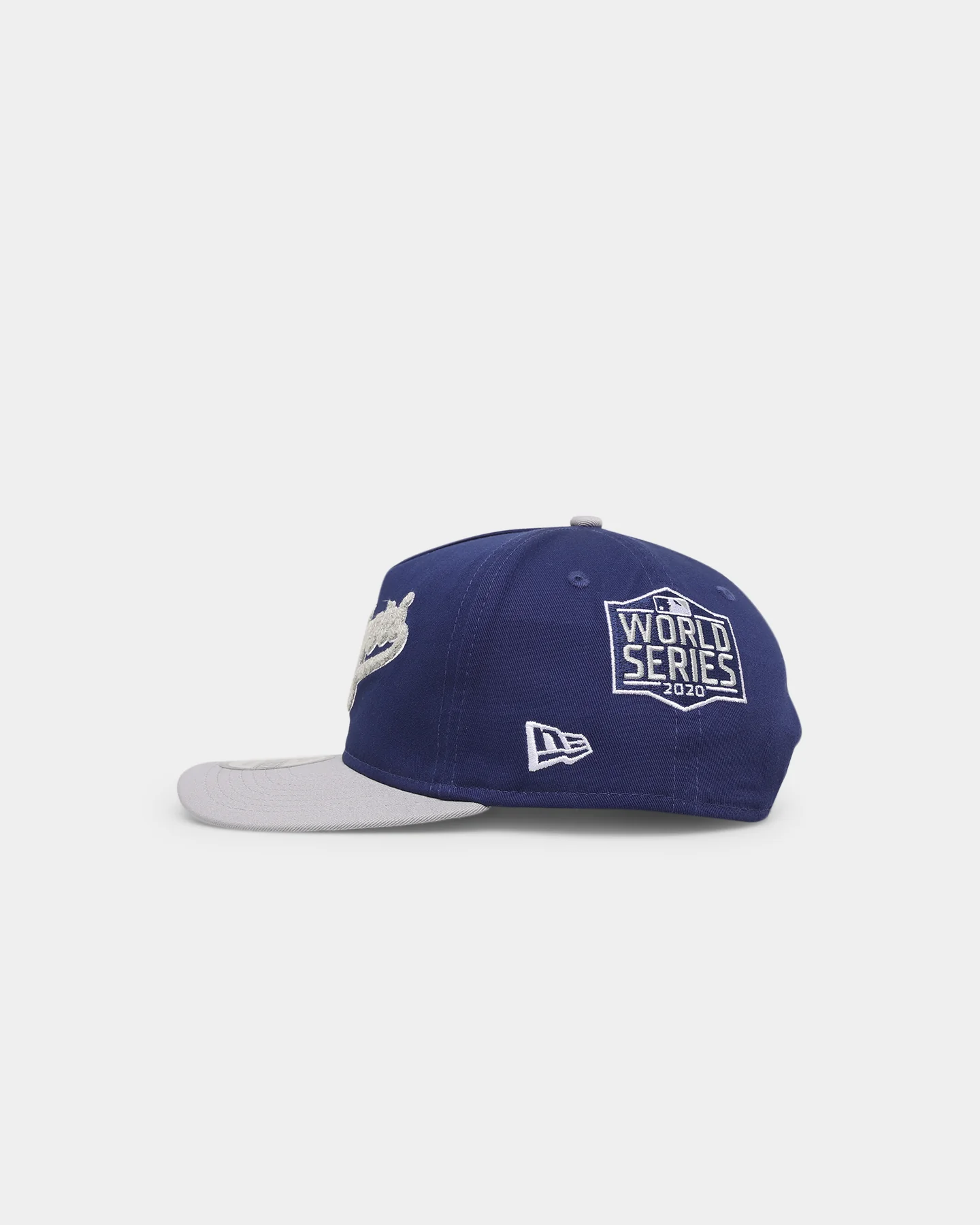 New Era Los Angeles Dodgers 'Chenille' Golfer Snapback Light Royal - Image 4