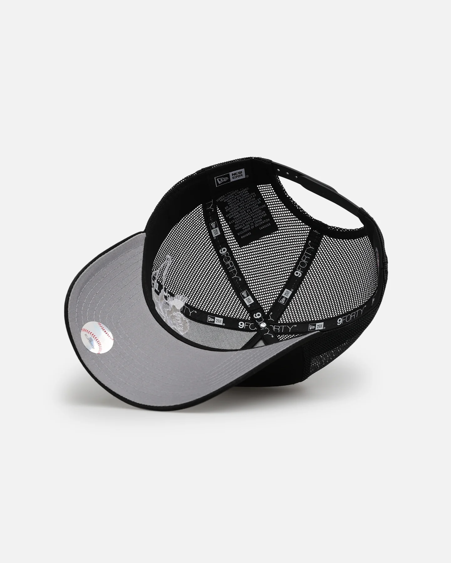 New Era Los Angeles Dodgers 'Cherub Trucker' 9FORTY A-Frame Trucker Snapback Black/White - Image 6