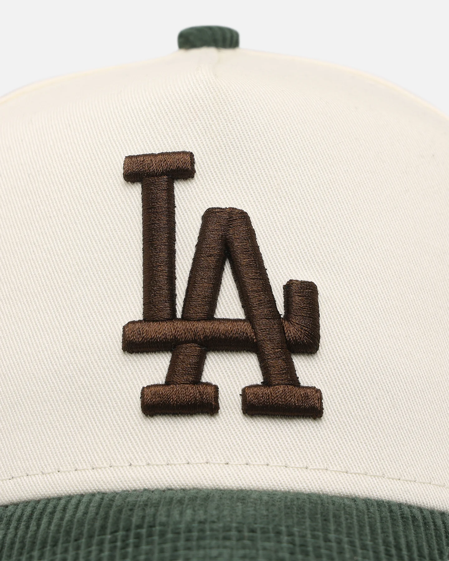 New Era Los Angeles Dodgers 'Chrome White Green' Corduroy Visor 9FORTY A-Frame Snapback Chrome - Image 5