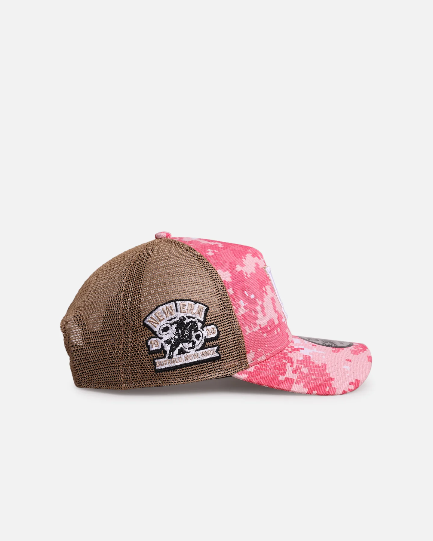 New Era Los Angeles Dodgers 'Digi Camo' 9FORTY A-Frame Trucker Snapback Pink/White - Image 3