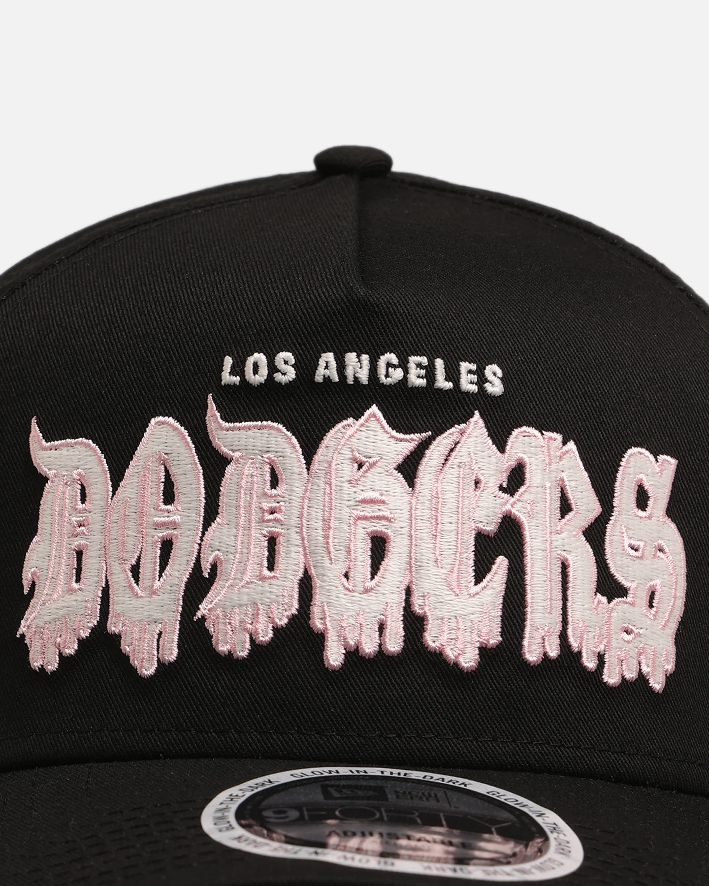New Era Los Angeles Dodgers 'Drip Glow Script' 9FORTY A-Frame Snapback Black/Pink - Image 5