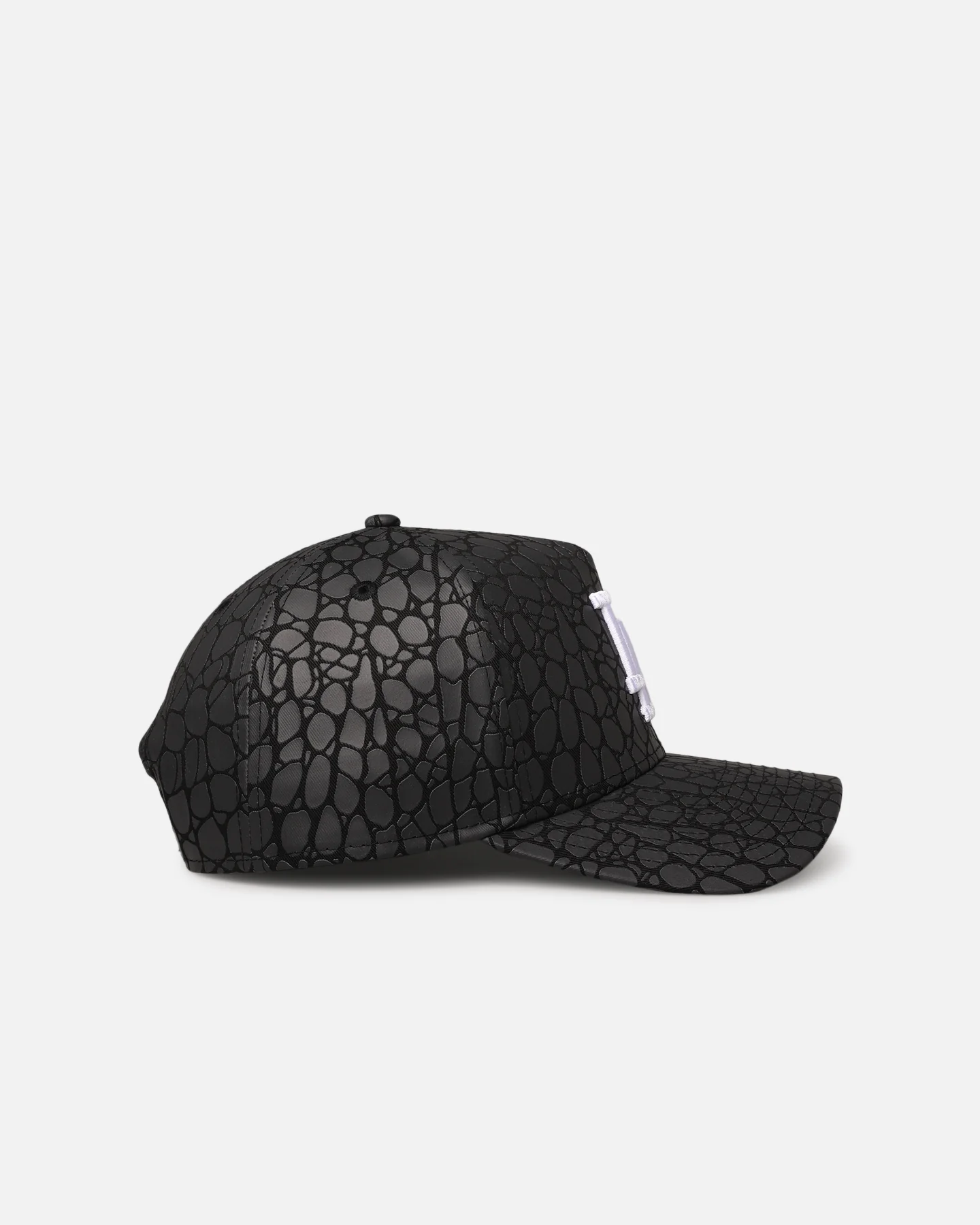 New Era Los Angeles Dodgers 'Croc Skin' 9FORTY A-Frame Snapback Black - Image 3