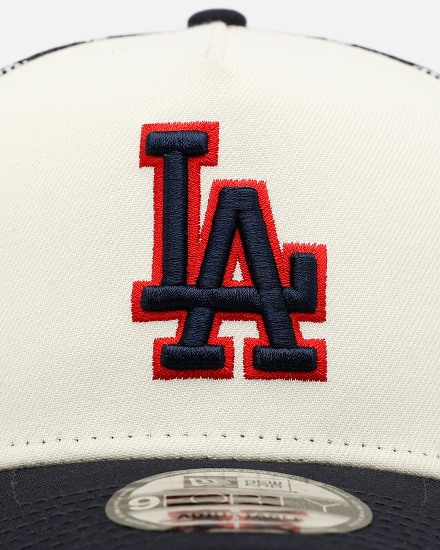 New Era Los Angeles Dodgers 'Forth Of July' 9FORTY A-Frame Snapback Chrome/Navy - Image 5
