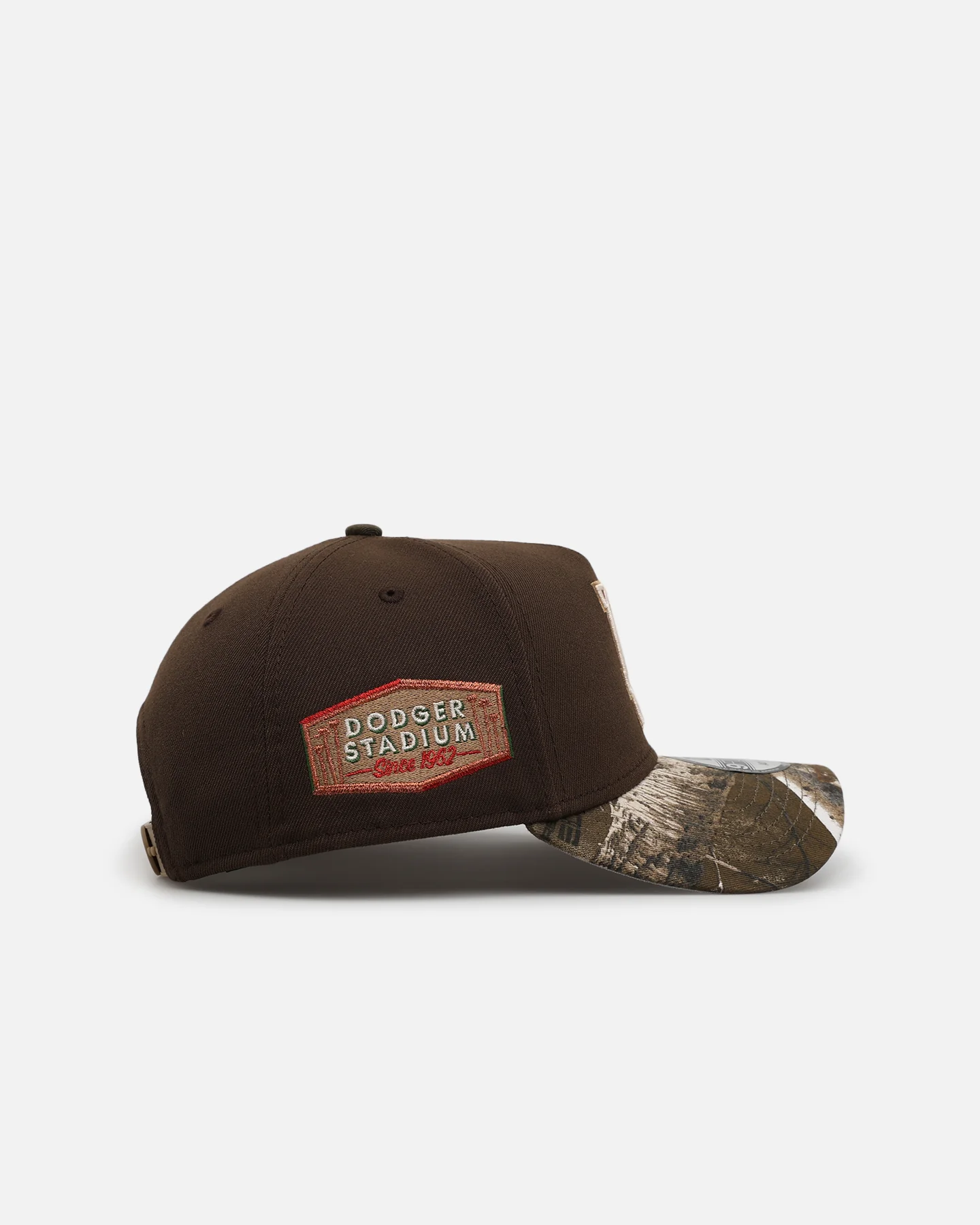 New Era Los Angeles Dodgers 'Great Outdoors' 9FORTY A-Frame Snapback Brown/Camo - Image 3
