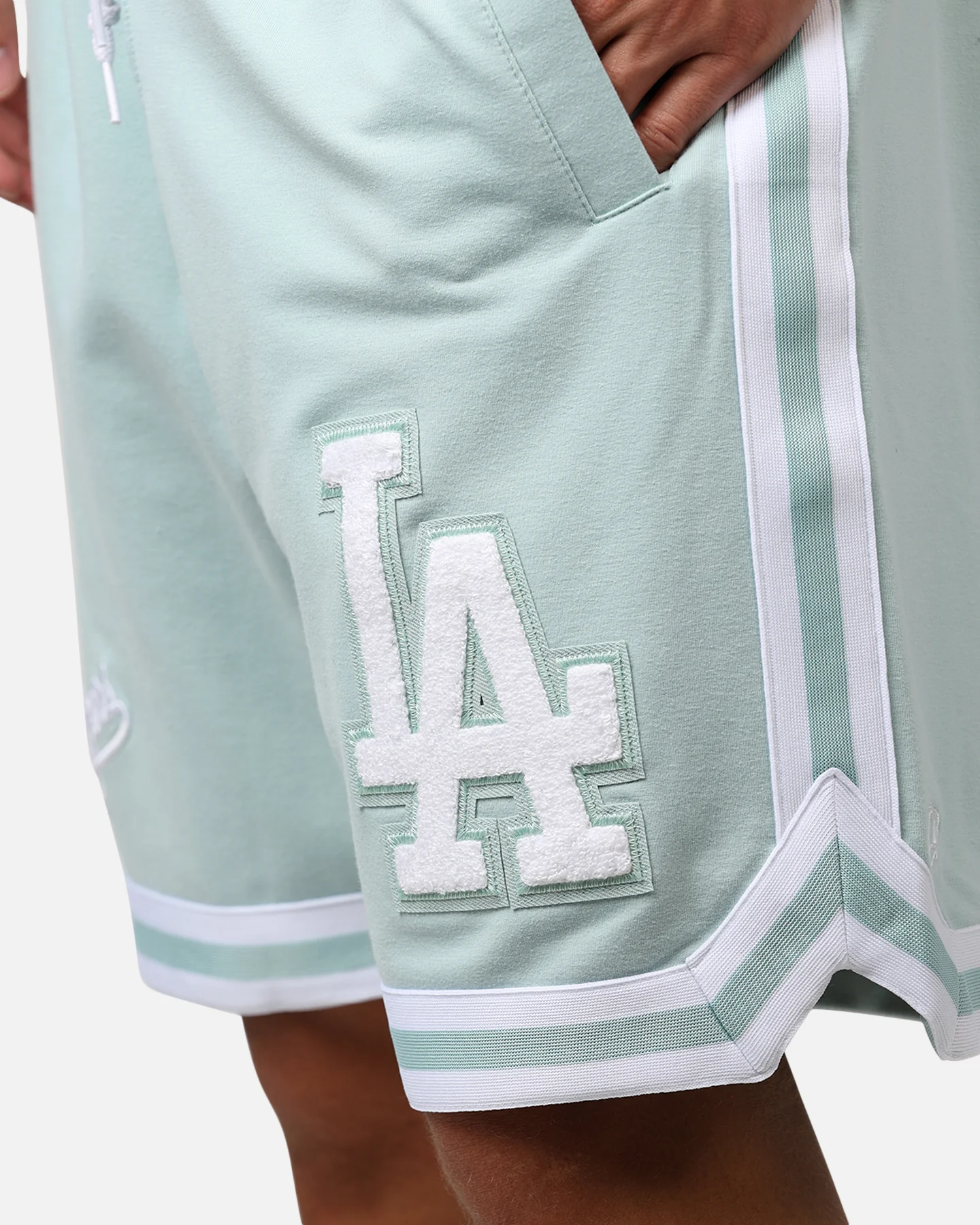 New Era Los Angeles Dodgers 'Logo Select Mint' Shorts Mint/White - Image 7