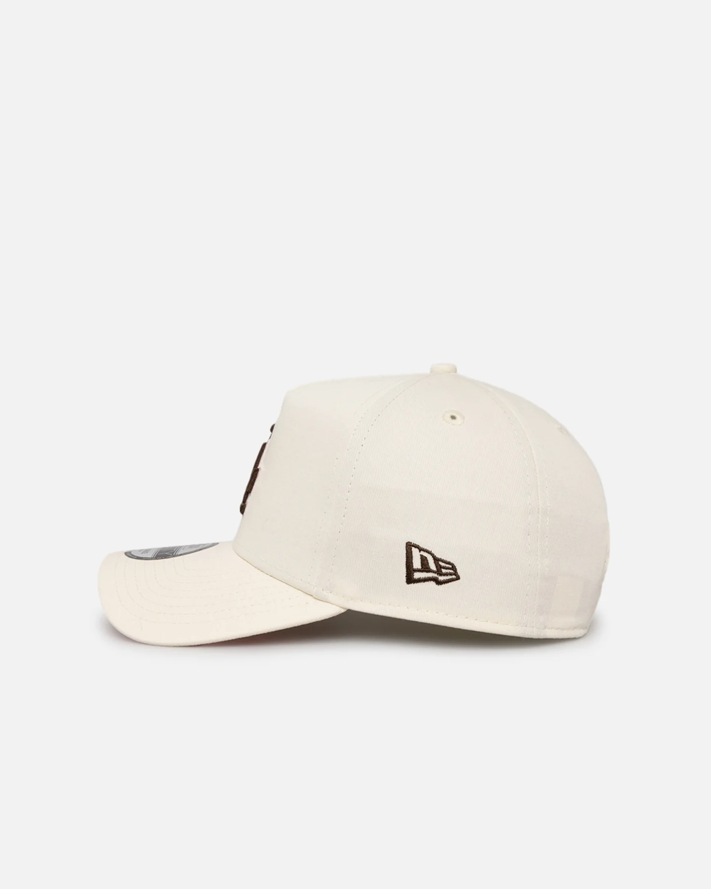 New Era Los Angeles Dodgers 'Neapolitan Chrome' 9FORTY A-Frame Snapback Chrome/Pink Met - Image 4