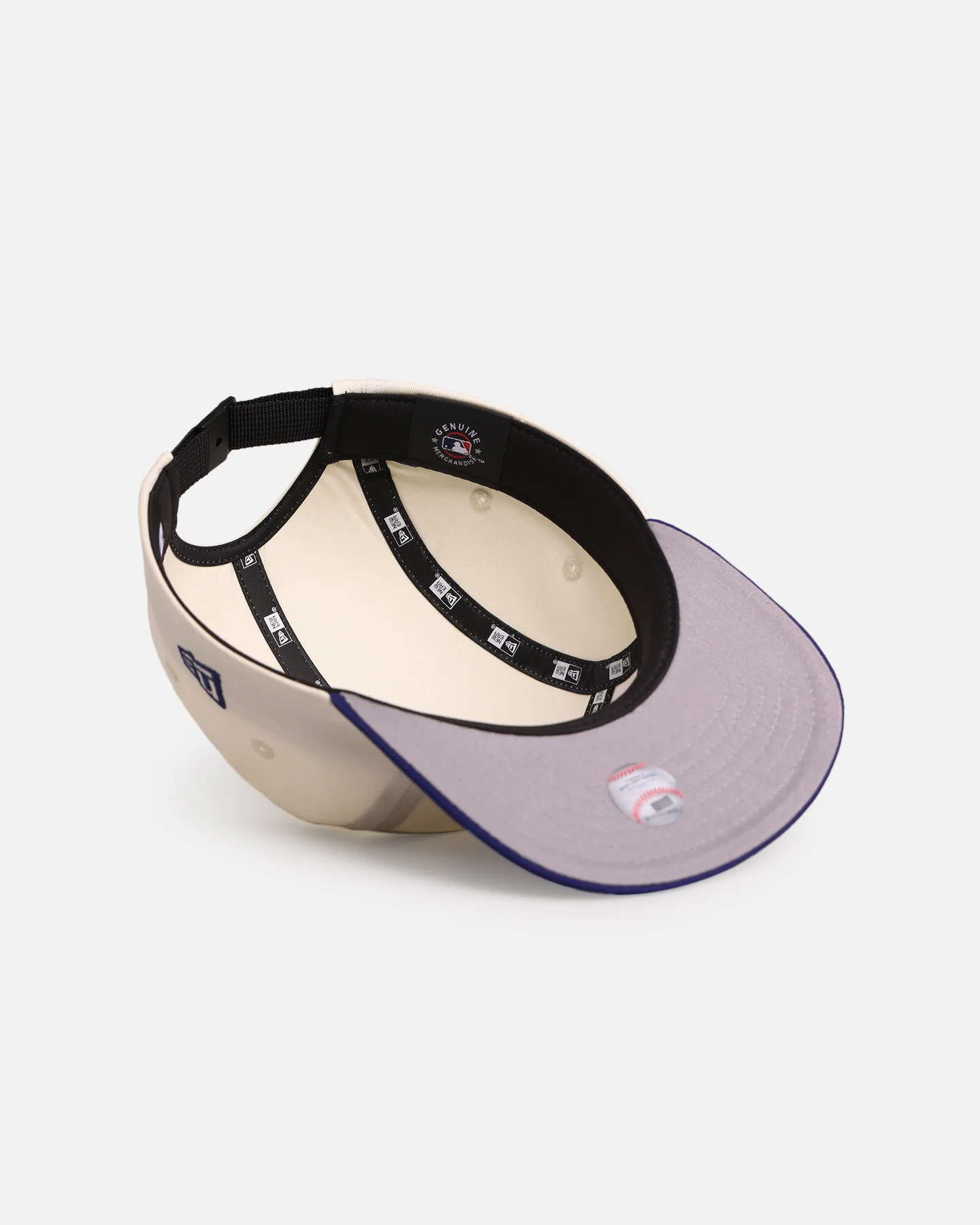 New Era Los Angeles Dodgers 'Ohtani & Kanji' Camper Strapback Chrome/Dark Royal - Image 6