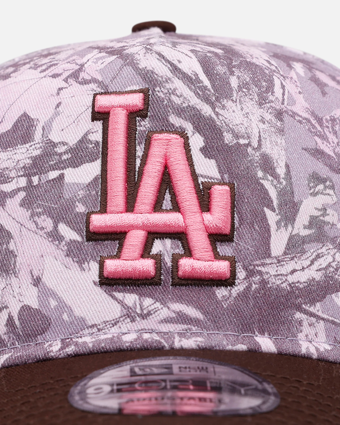 New Era Los Angeles Dodgers 'Pink Tree Camo' 9FORTY A-Frame Snapback Pink - Image 5