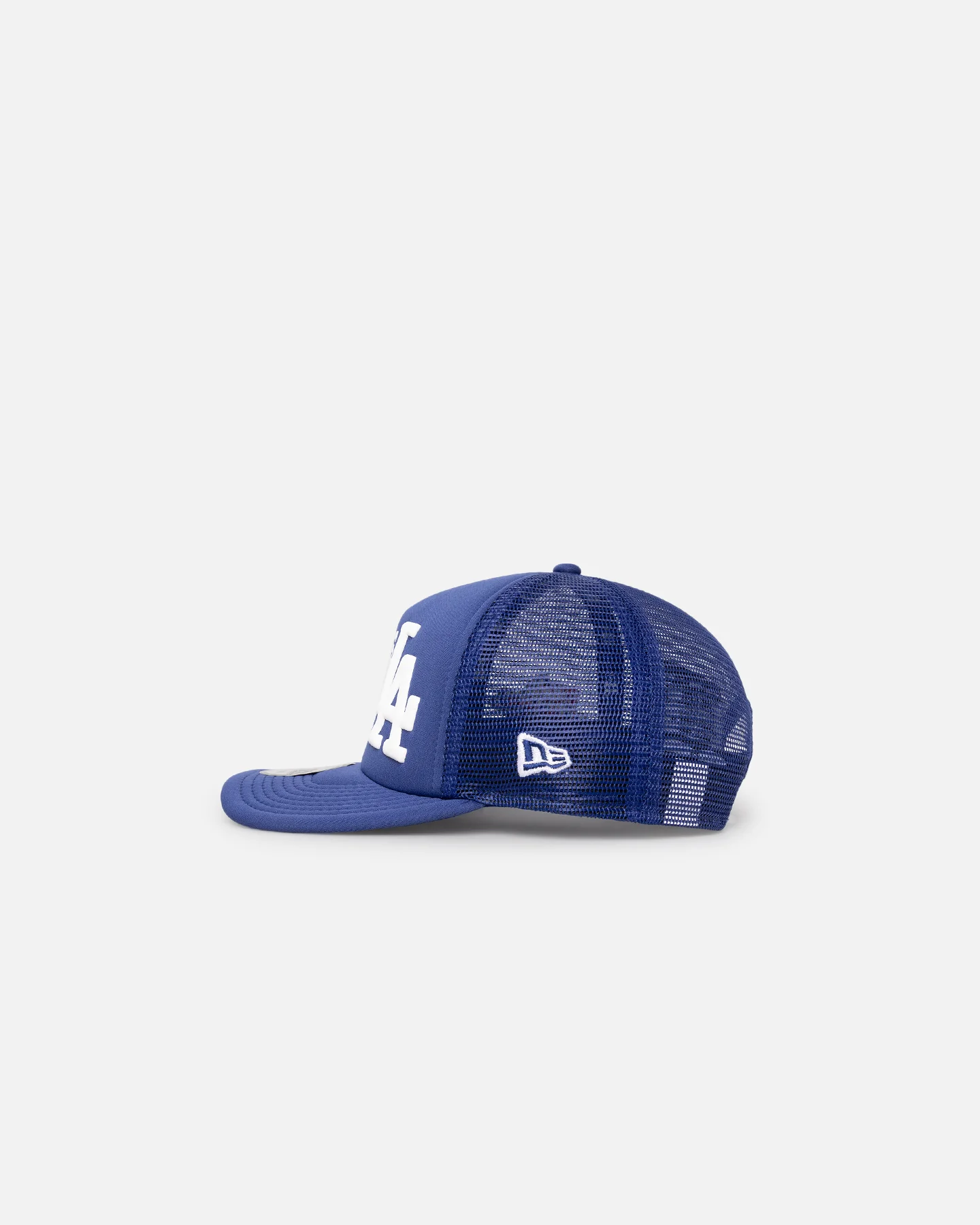 New Era Los Angeles Dodgers Pre-Curved Golfer Trucker Snapback Dark Royal - Image 4