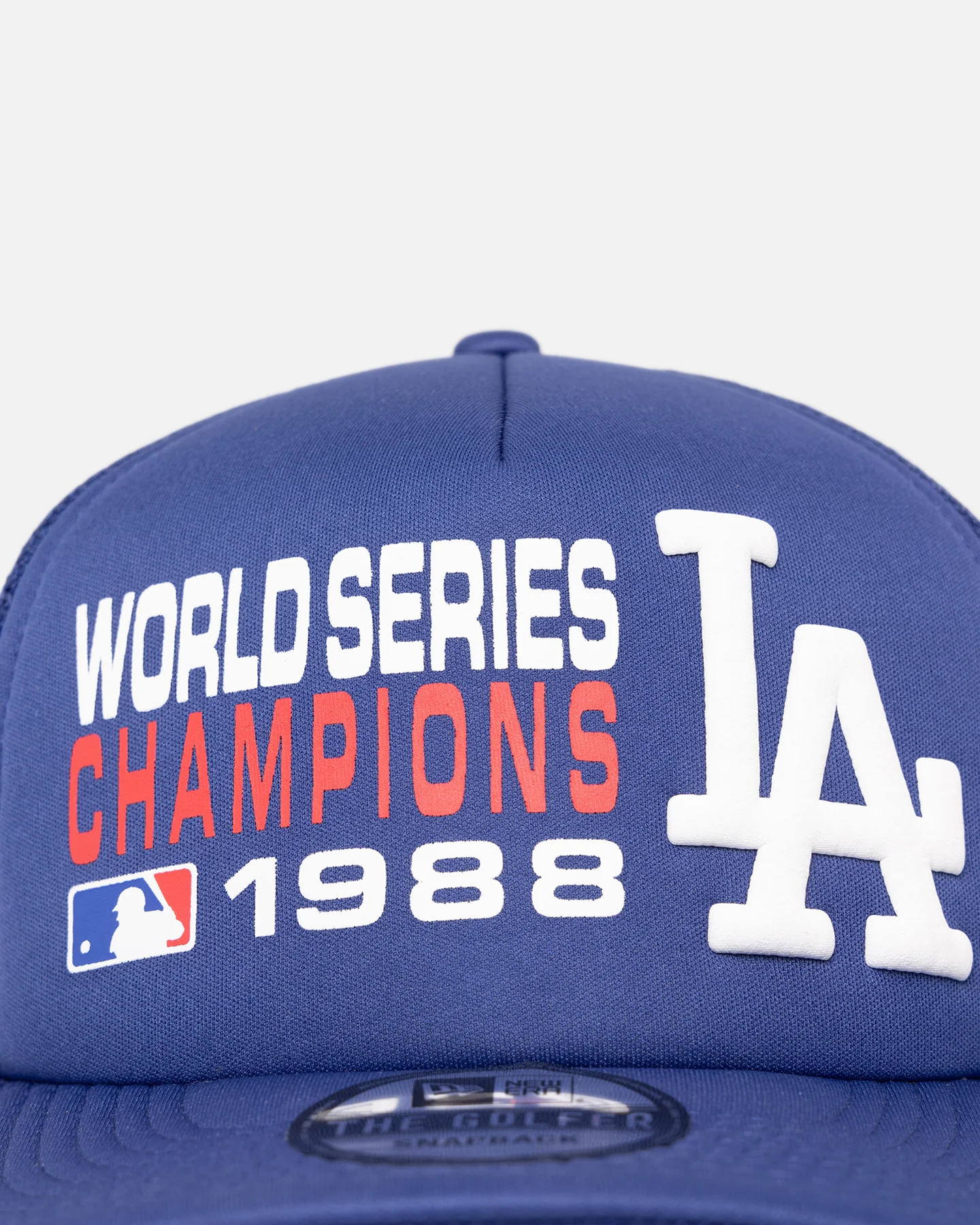New Era Los Angeles Dodgers Pre-Curved Golfer Trucker Snapback Dark Royal - Image 5