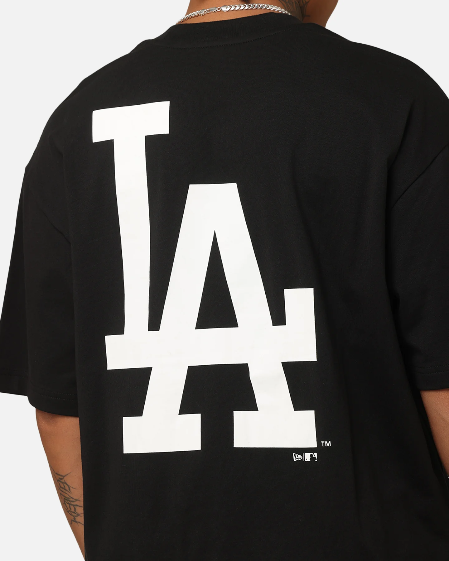 New Era Los Angeles Dodgers Rose Oversized T-Shirt Black - Image 7