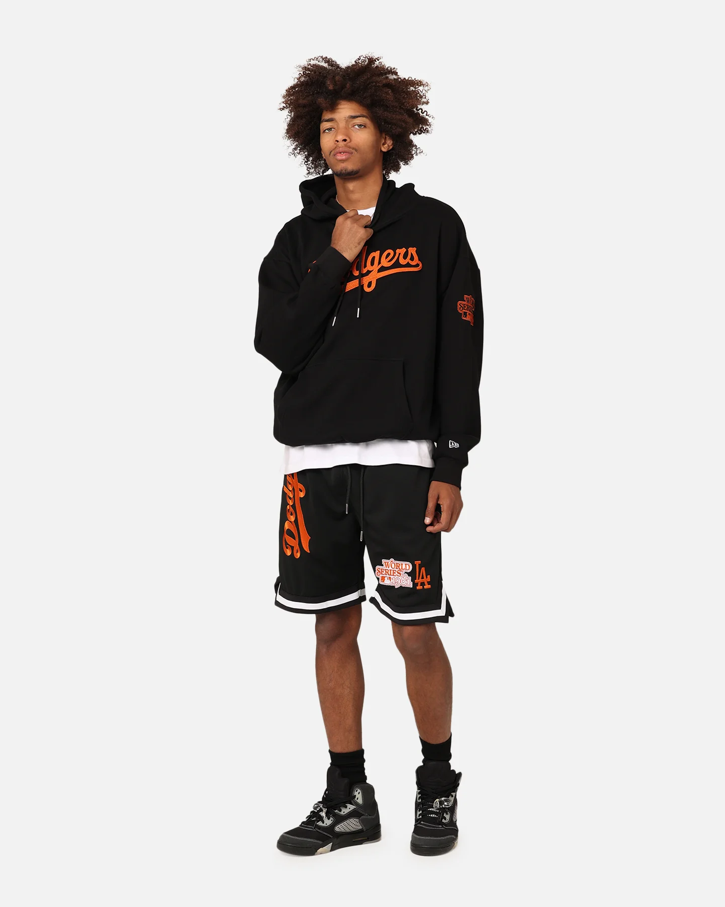 New Era Los Angeles Dodgers 'Scary Nights' Mesh Shorts Black/Orange - Image 2