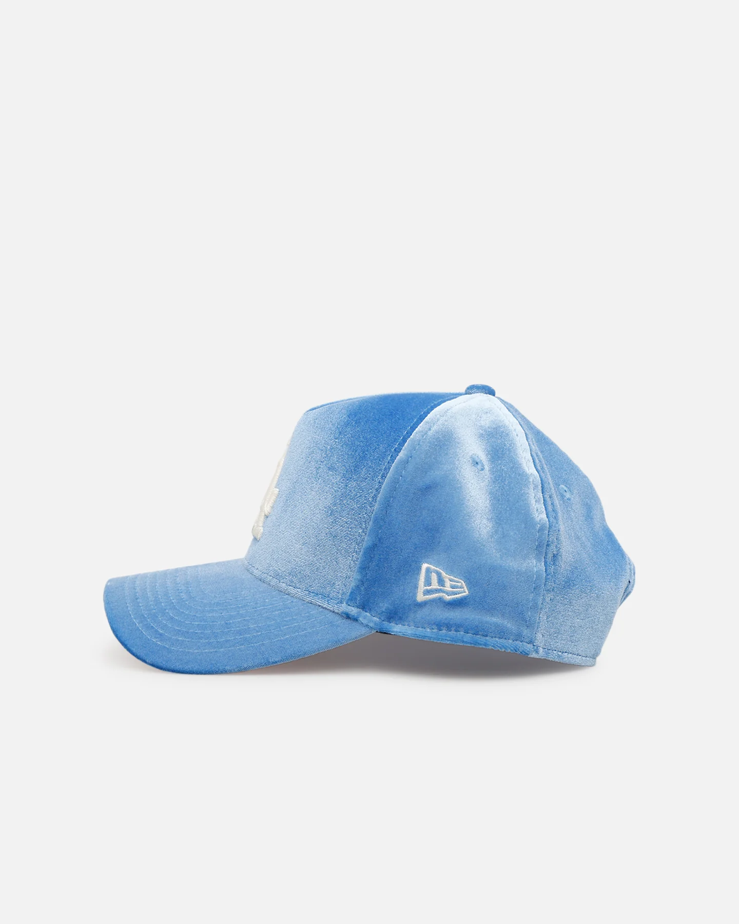 New Era Los Angeles Dodgers 'Sky Velvet' 9FORTY A-Frame Snapback Sky Blue - Image 4
