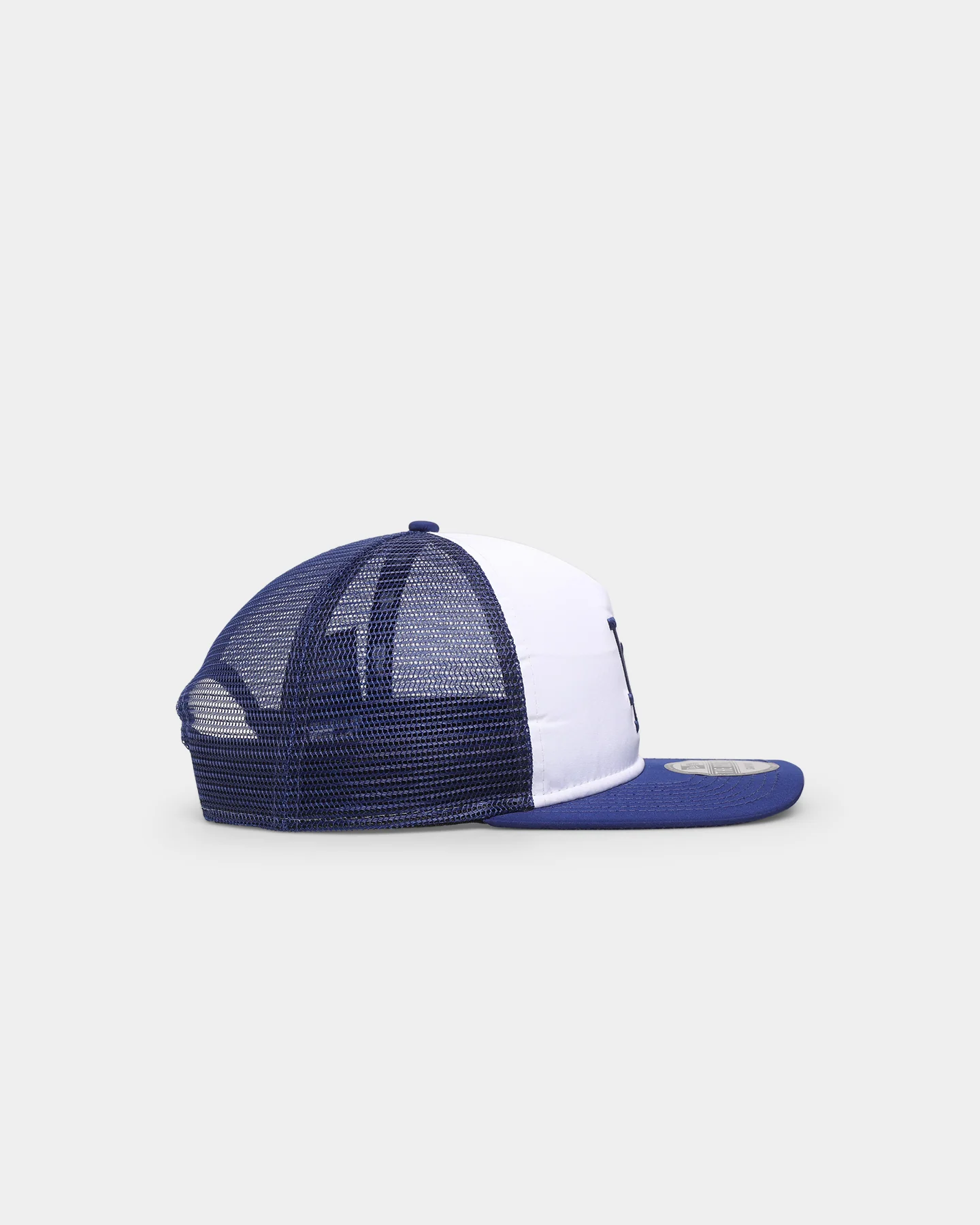 New Era Los Angeles Dodgers 'Team Two-Tone' Prolight Old Golfer Trucker Snapback White/OTC - Image 4