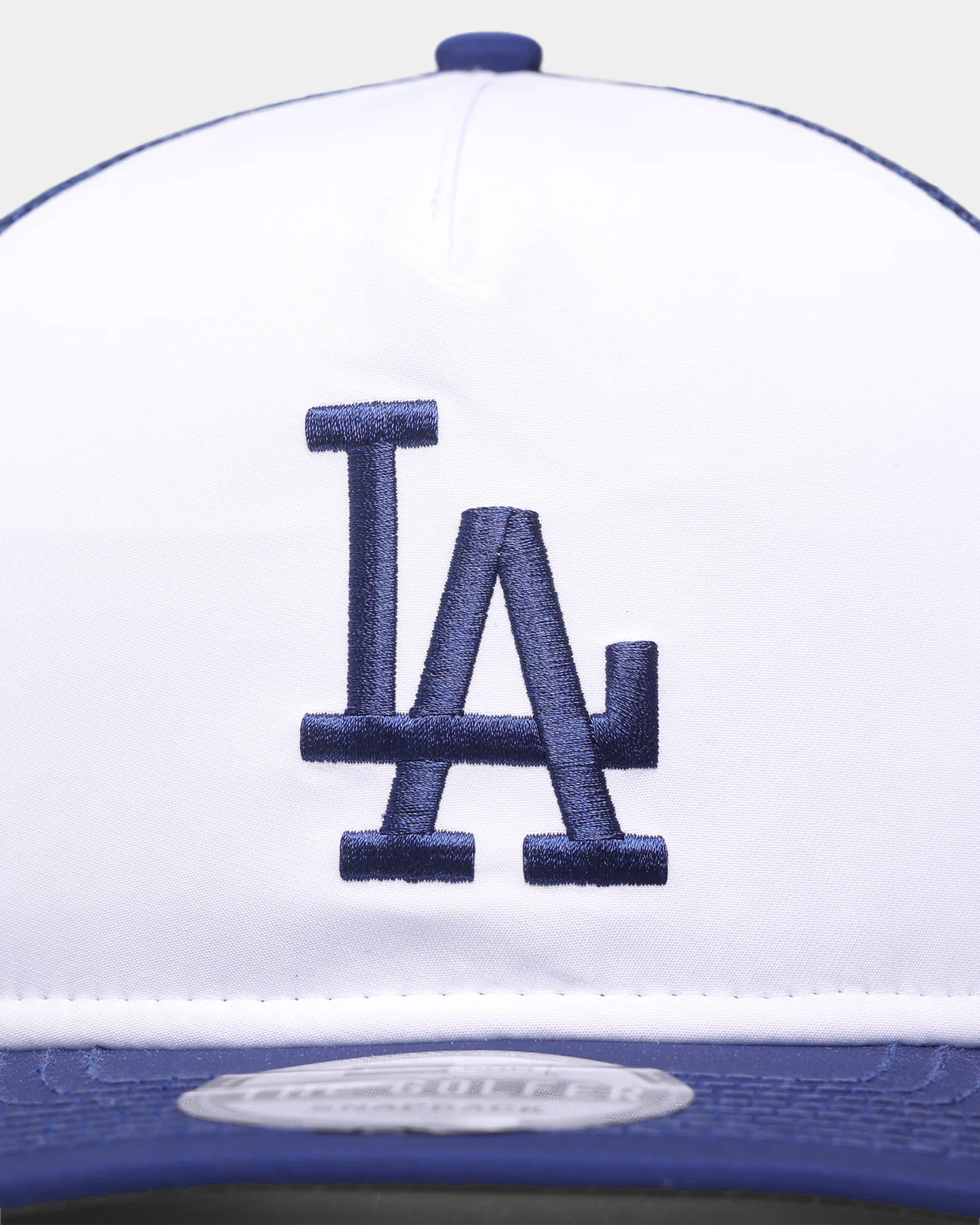 New Era Los Angeles Dodgers 'Team Two-Tone' Prolight Old Golfer Trucker Snapback White/OTC - Image 6