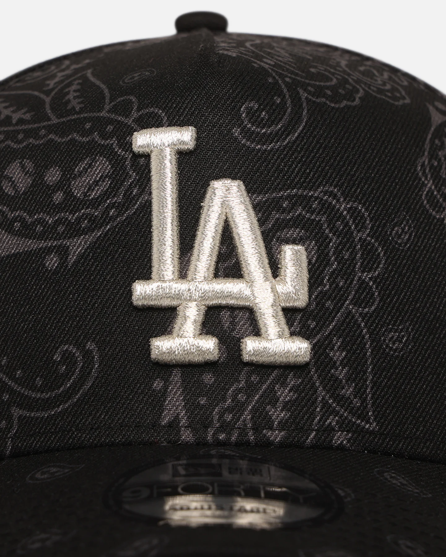 New Era Los Angeles Dodgers 'Tonal Paisley' 9FORTY A-Frame Snapback Black - Image 5