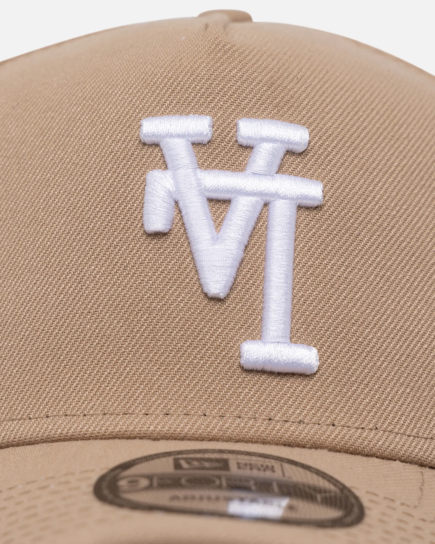 New Era Los Angeles Dodgers 'Upside Down LA Logo' 9FORTY A-Frame Snapback Camel - Image 5