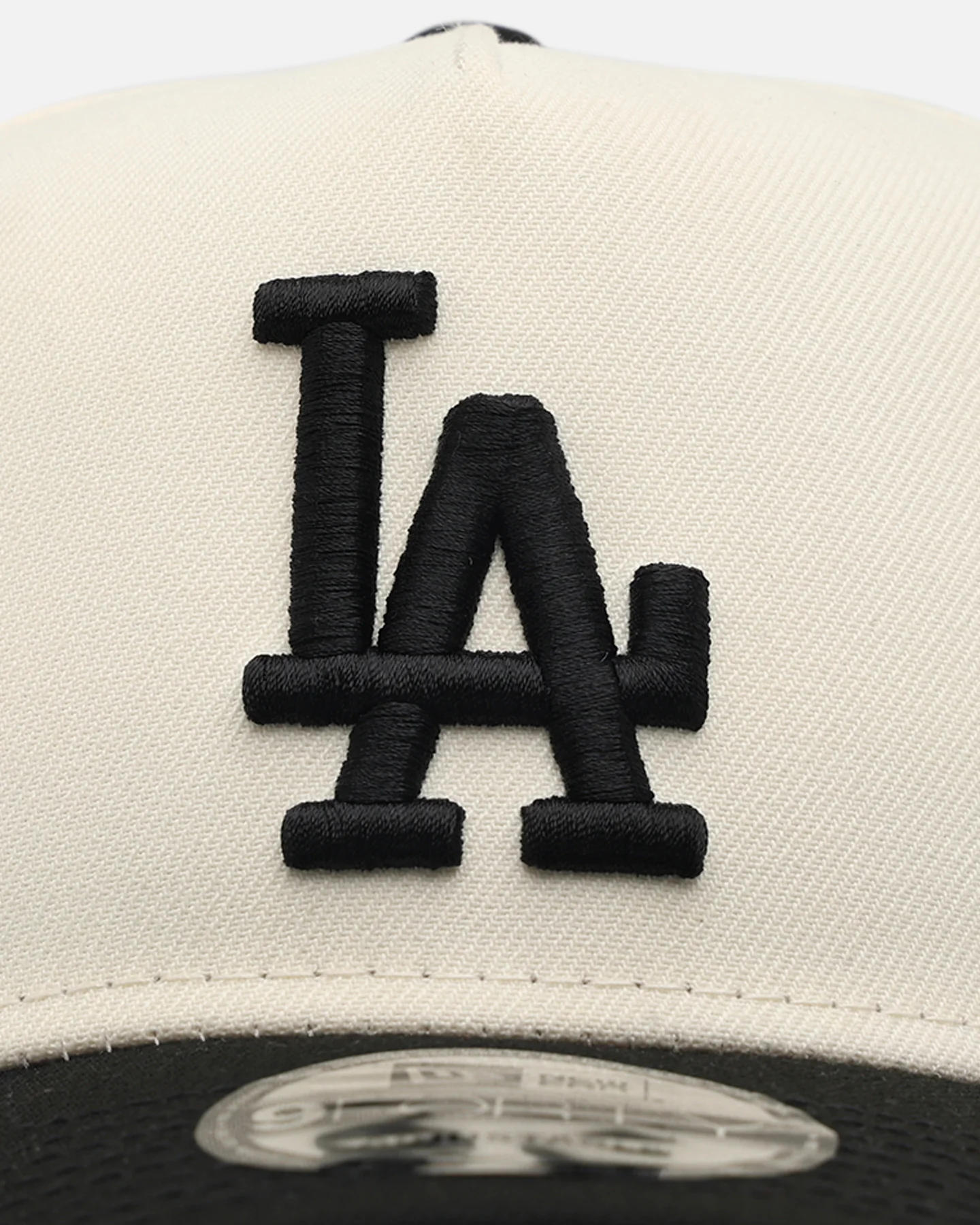 New Era Los Angeles Dodgers 'Viva Los Dodgers' 9FORTY A-Frame Snapback Chrome/Black - Image 5