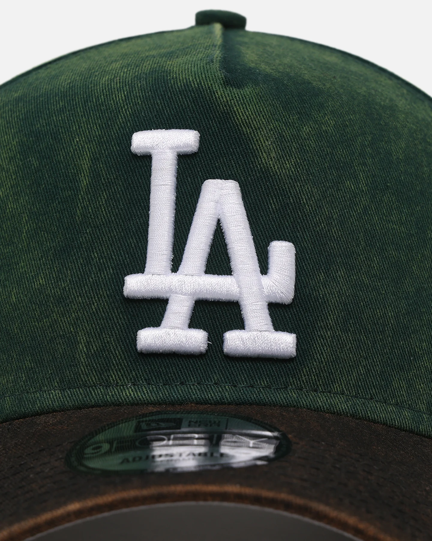 New Era Los Angeles Dodgers 'Washed Green' 9FORTY A-Frame Strapback Green/Black - Image 5