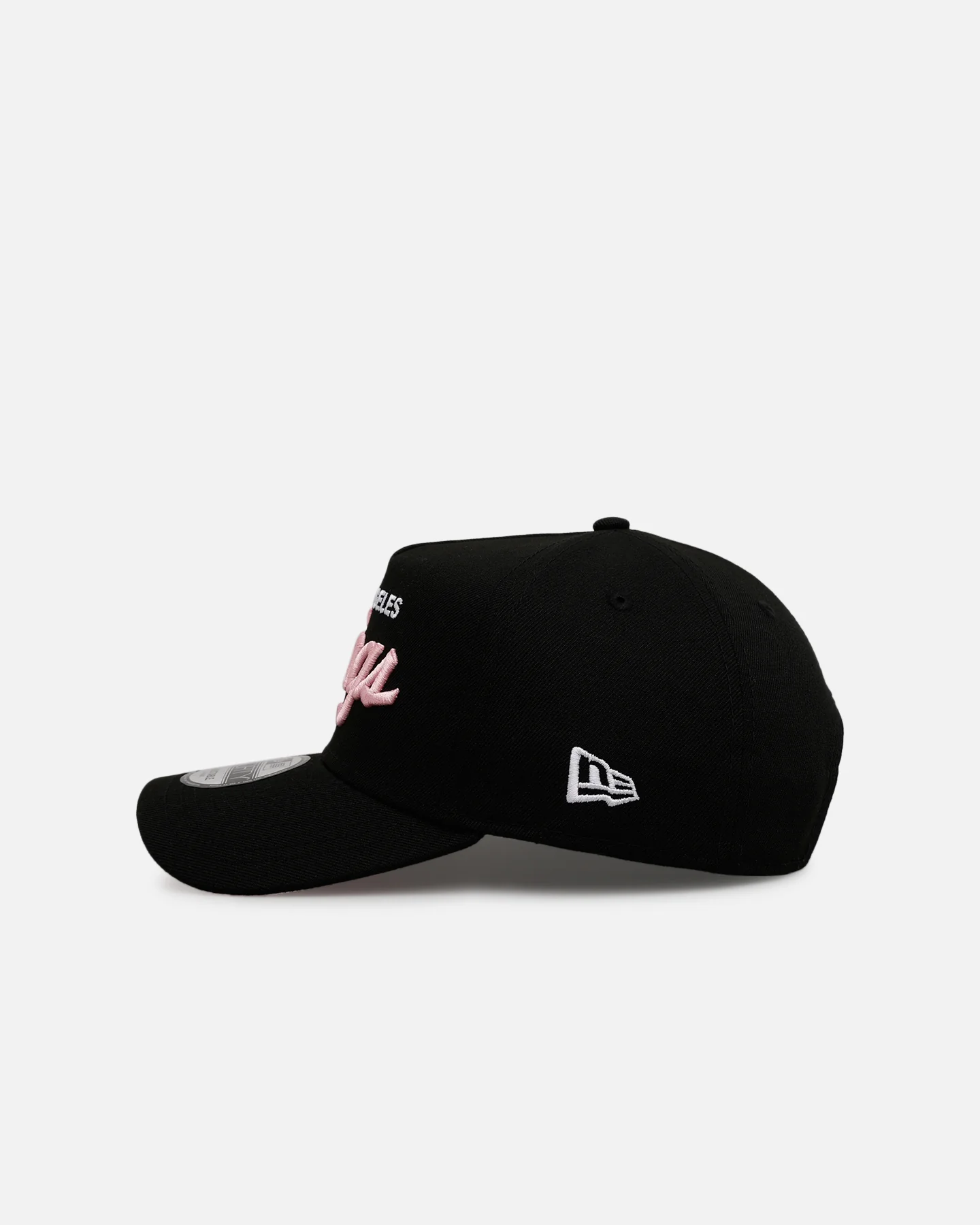 New Era Los Angeles Kings 'Black And Pink' 9FORTY A-Frame Snapback Black/Pink - Image 4